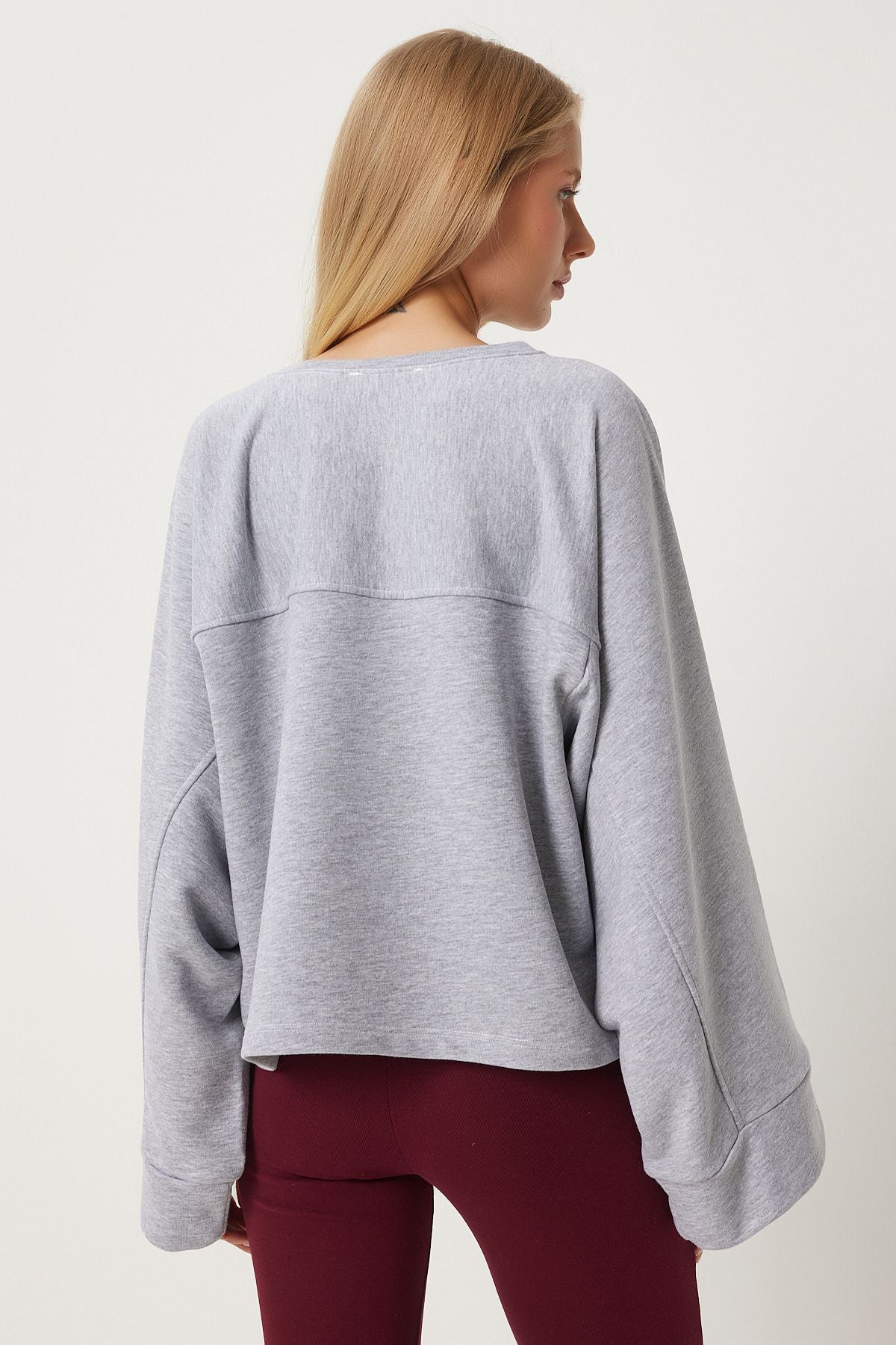 Women's Gray Wide Sleeve Oversize Knitting Sweatshirt FN03334