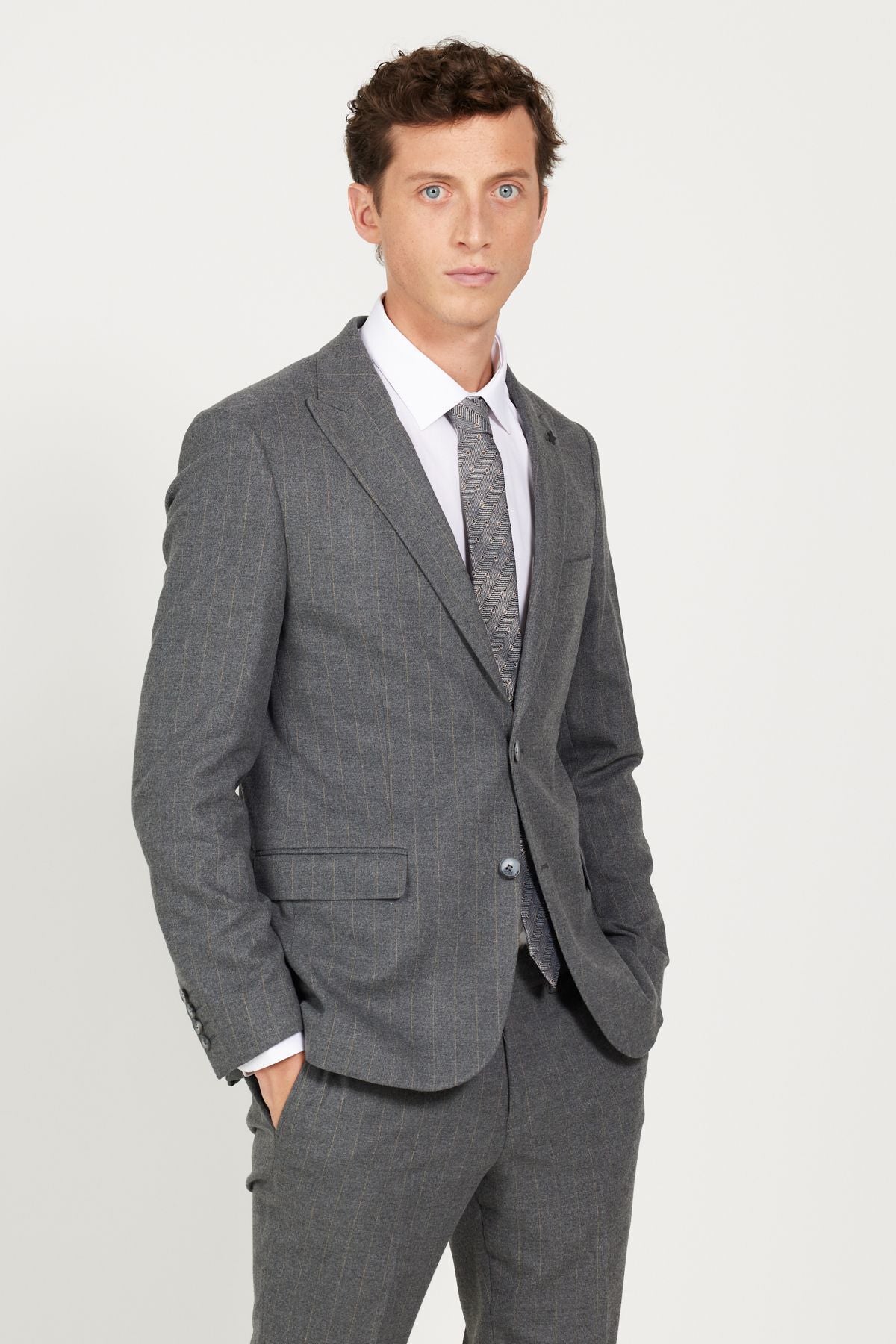 Men's Dark Gray Slim Fit Narrow Cut Swallow Collar Striped Suit