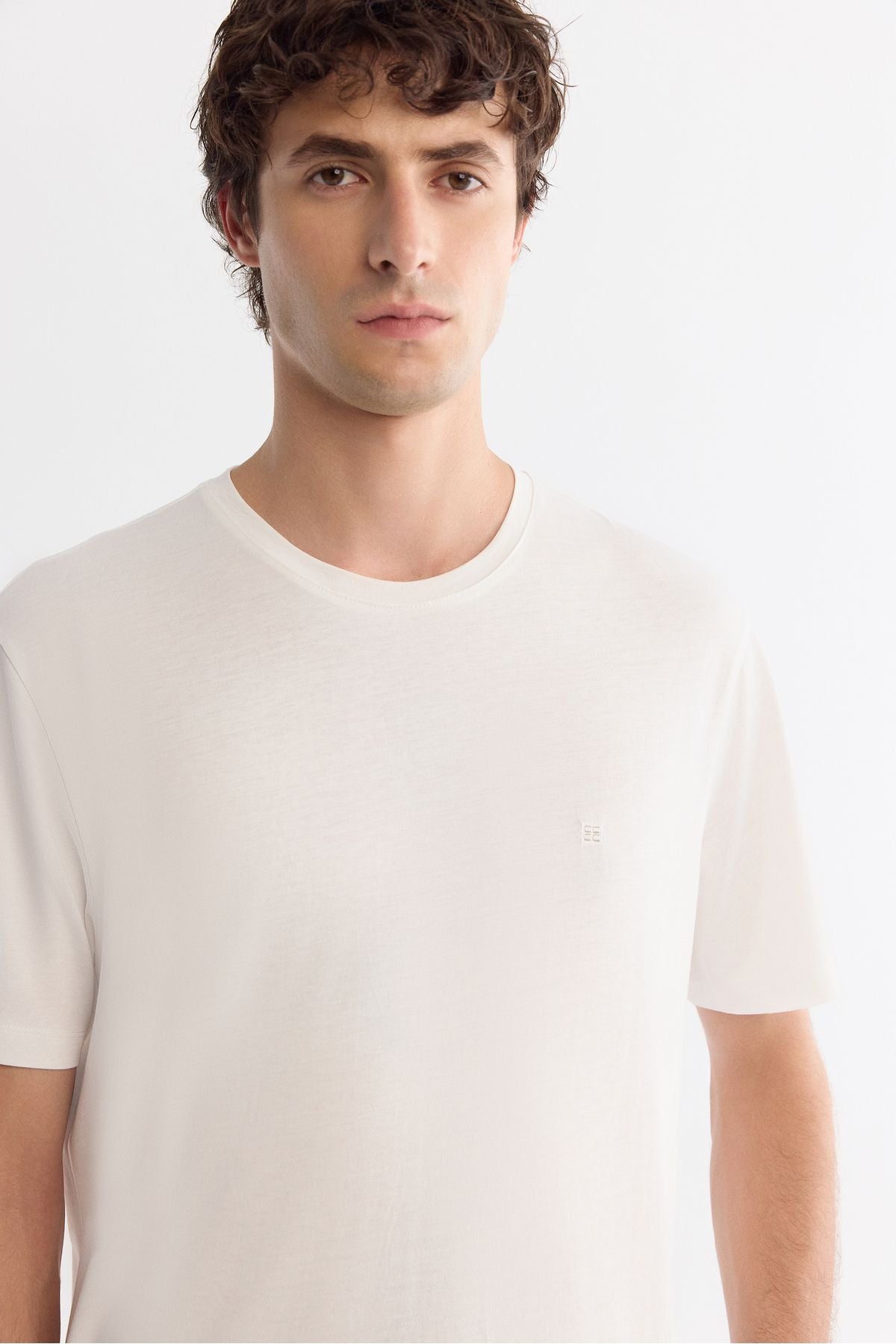 Men's White Ultrasoft Bicycle Collar Flat Modal T-Shirt B001171