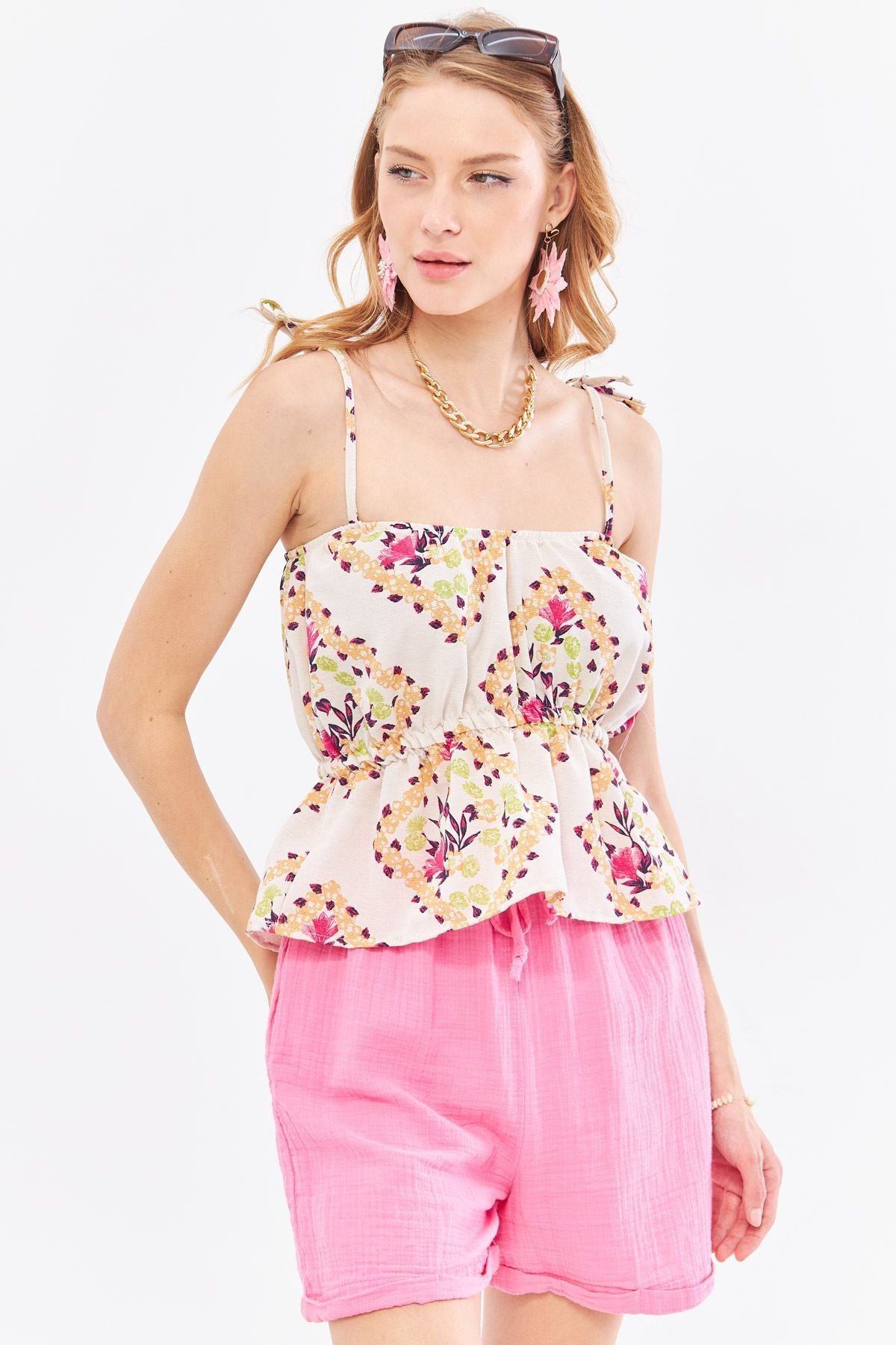 Woman Open Fuchsia Patterned Linen -Looking Waist Tire Hangers Connect Detailed Strapless Crop Blouse