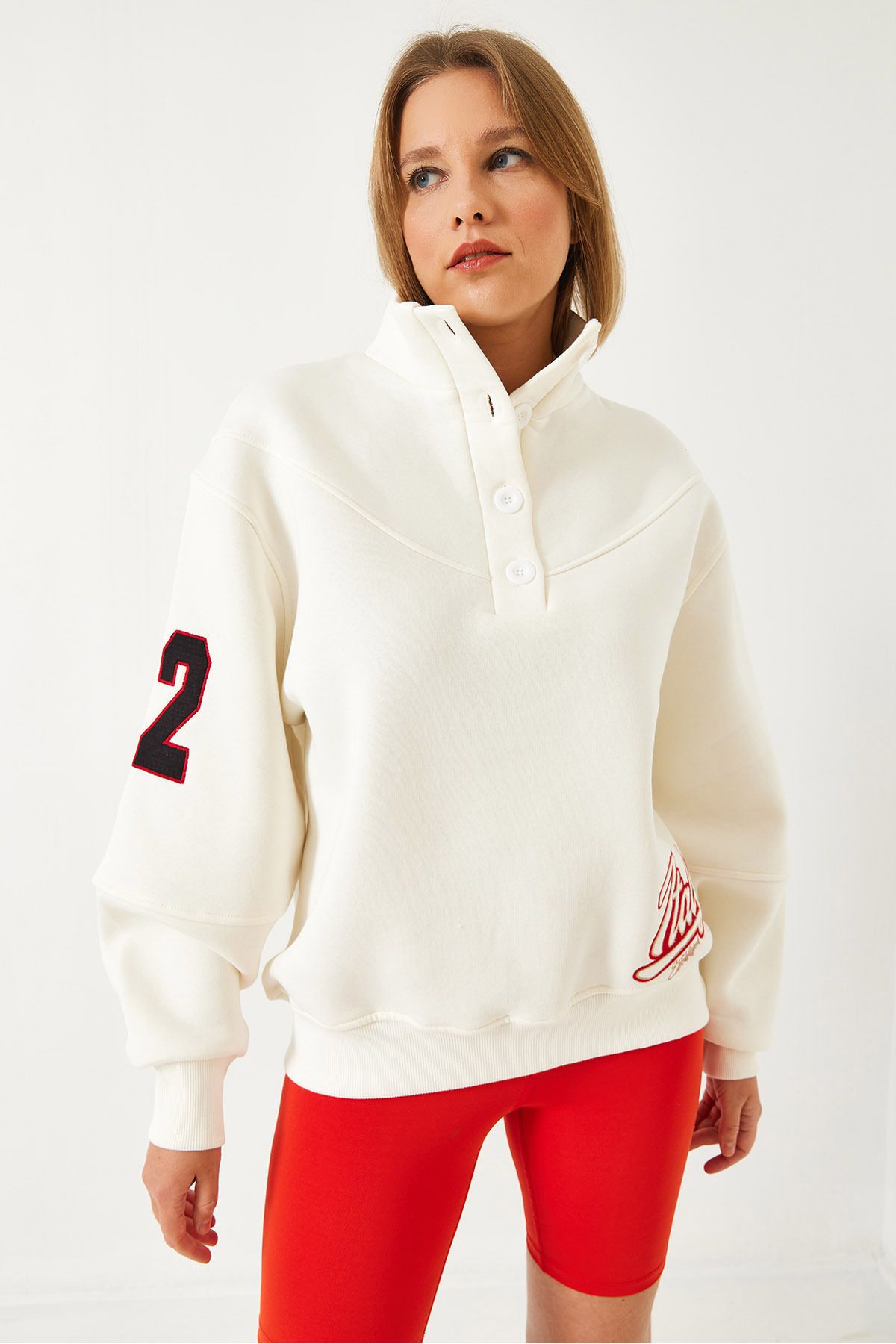WOMEN'S THREE YARSDON SWEATSHIRT 4982 60261053