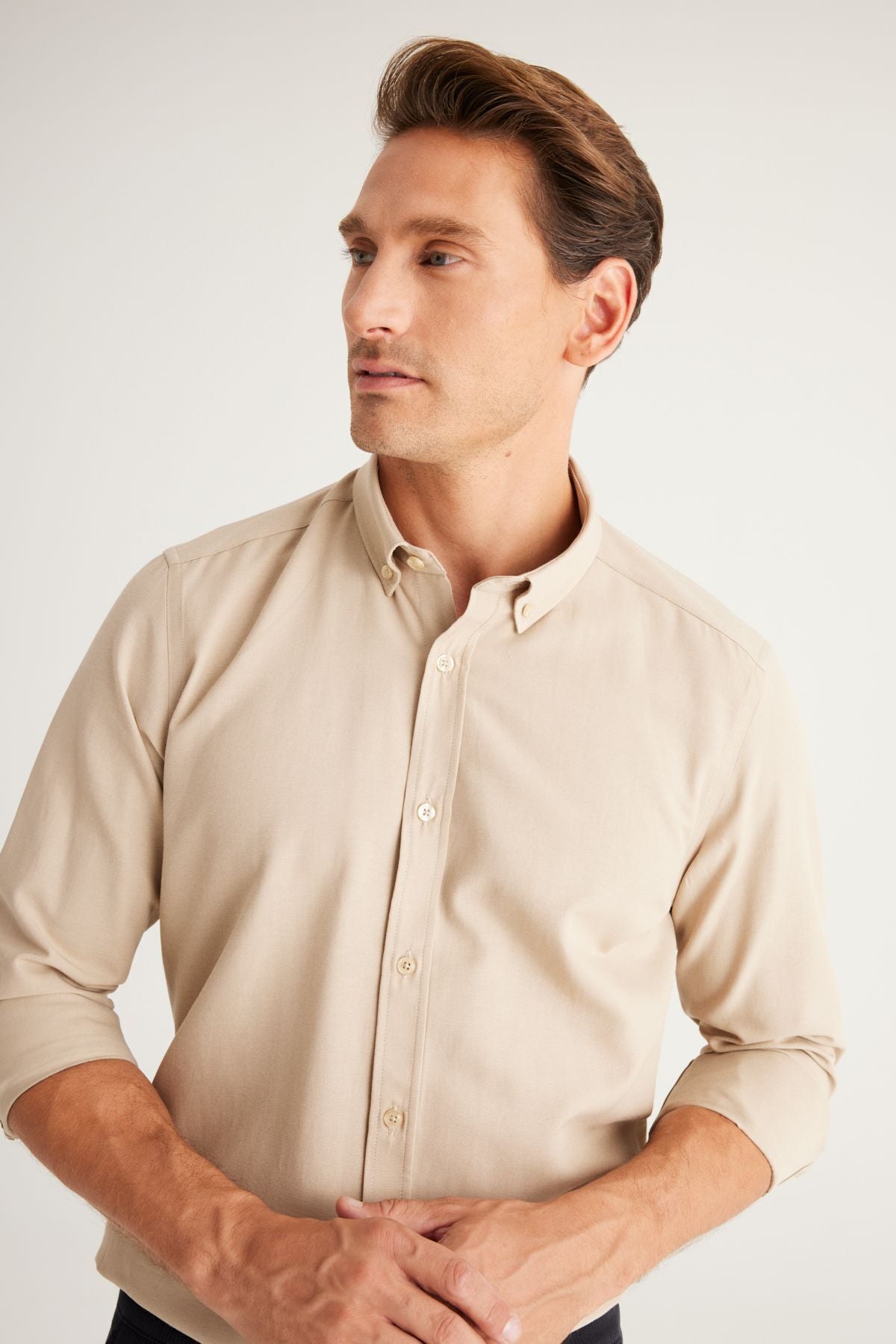 Men's Oxford Beige button collar easily ironed cotton slim fit narrow cut shirt