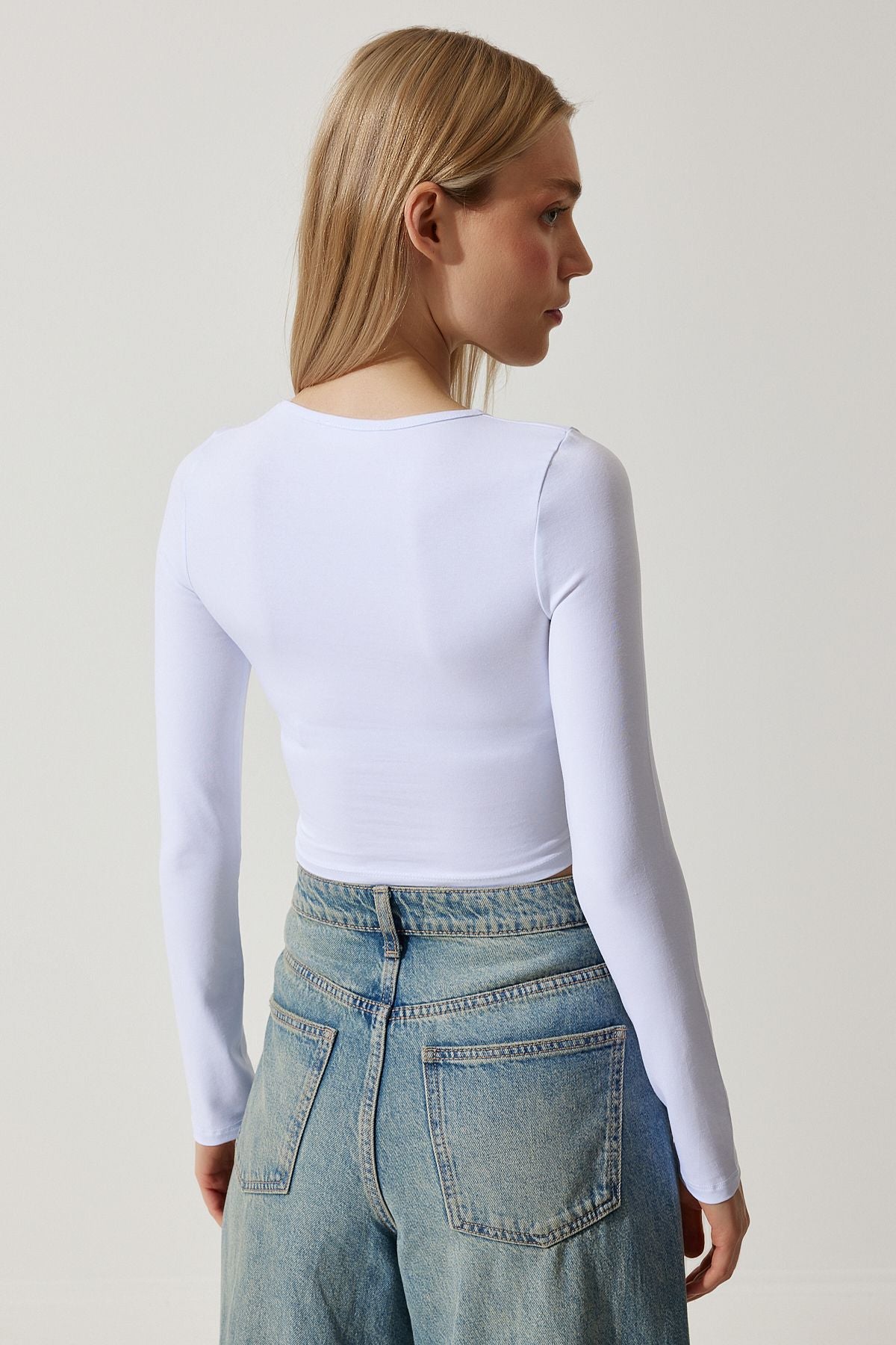 Woman White Indigo Blue Bicycle Collar Basic 2 Plop Crop knitted blouse OW00035