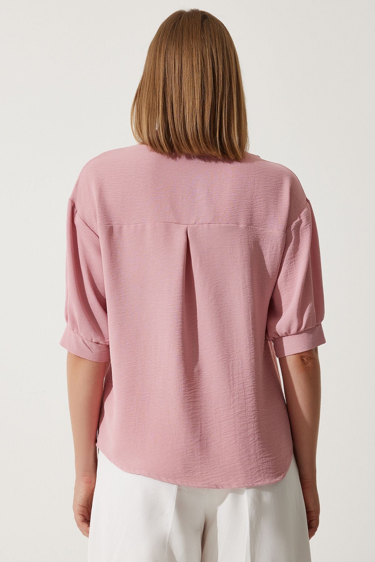 Female pink balloon sleeve linen Ayrrin shirt DD01321