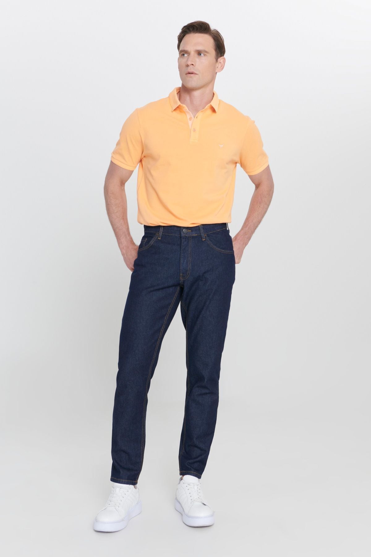 Men's navy blue comfort fit comfortable cut 100 %cotton denim jean jeans