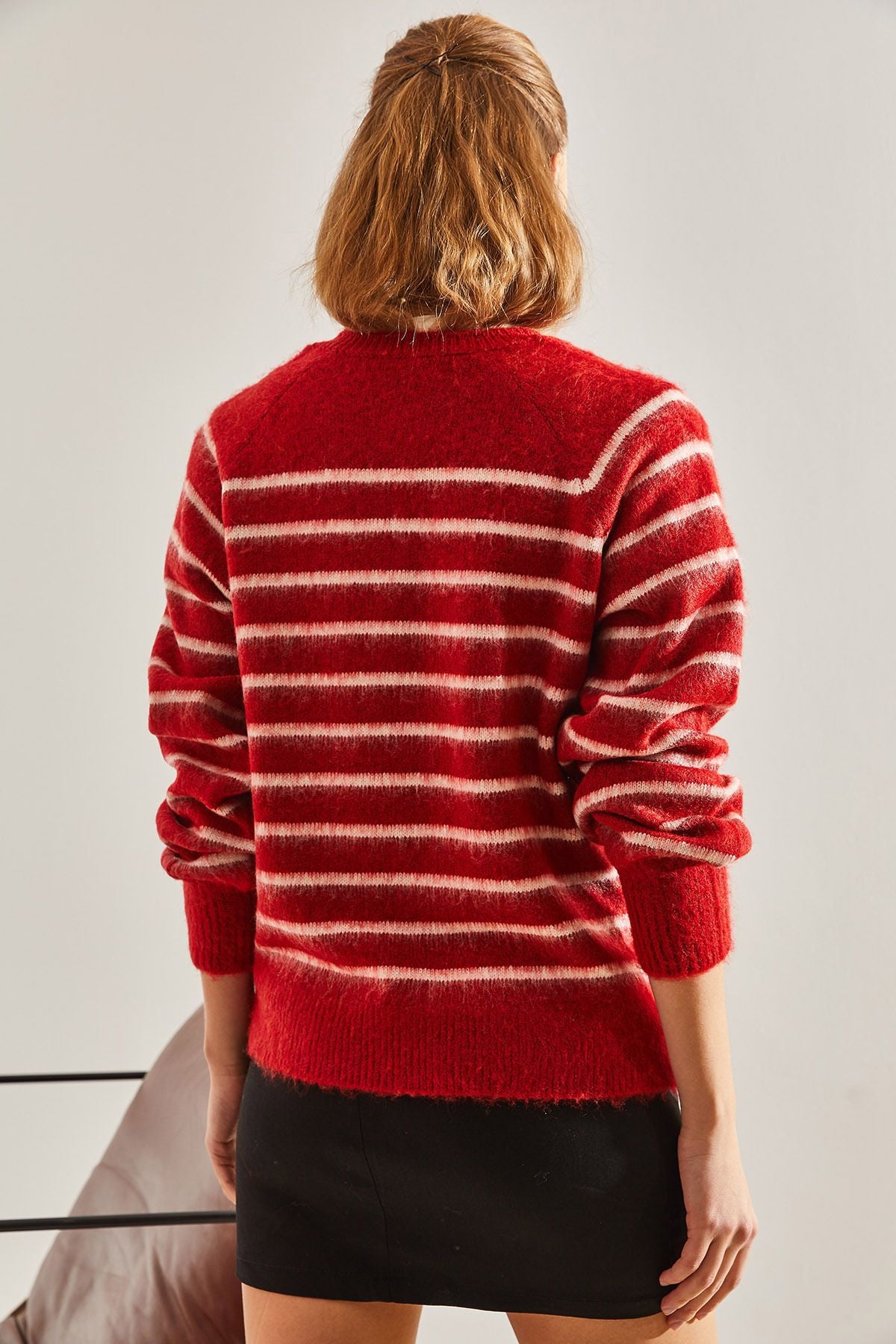 Female Shardon striped 11 button knitwear sweater
