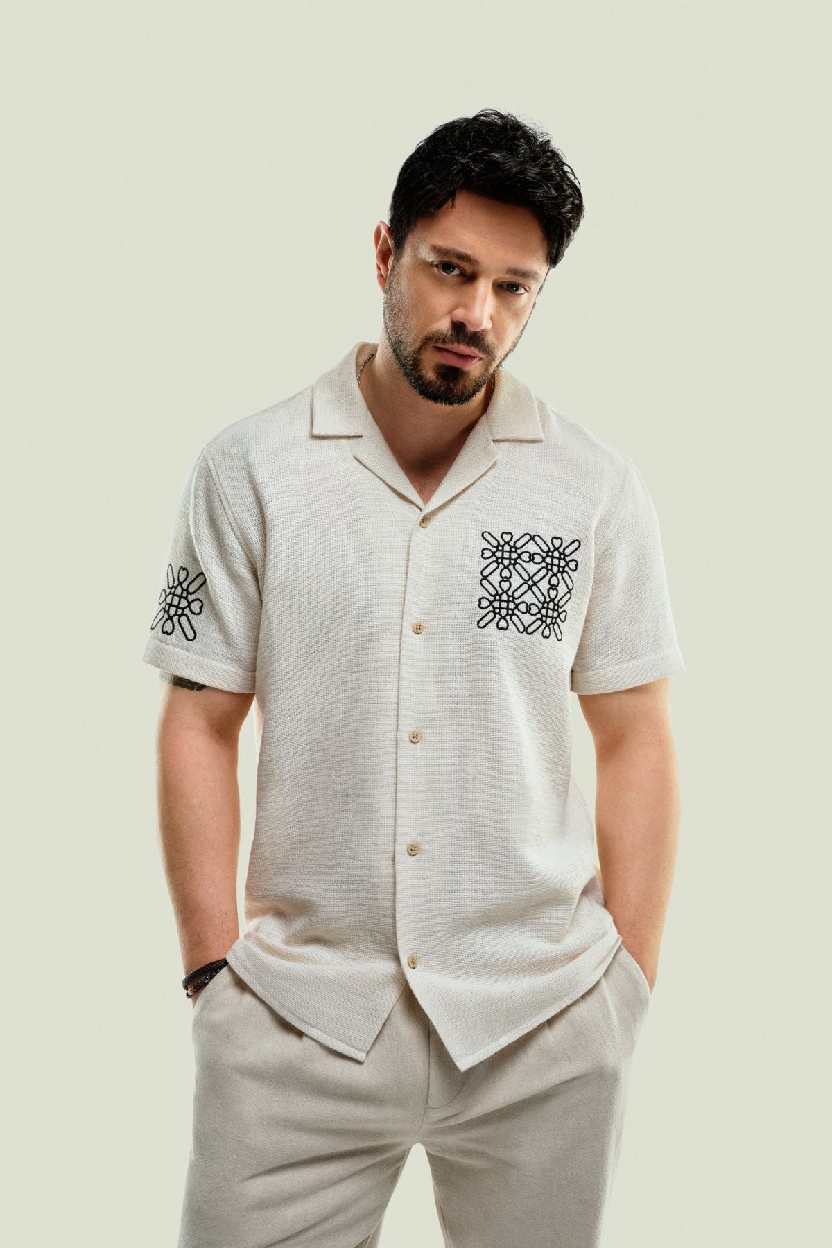Men's Beige Apace Neck Embroidery Detailed Shirt A41y2231