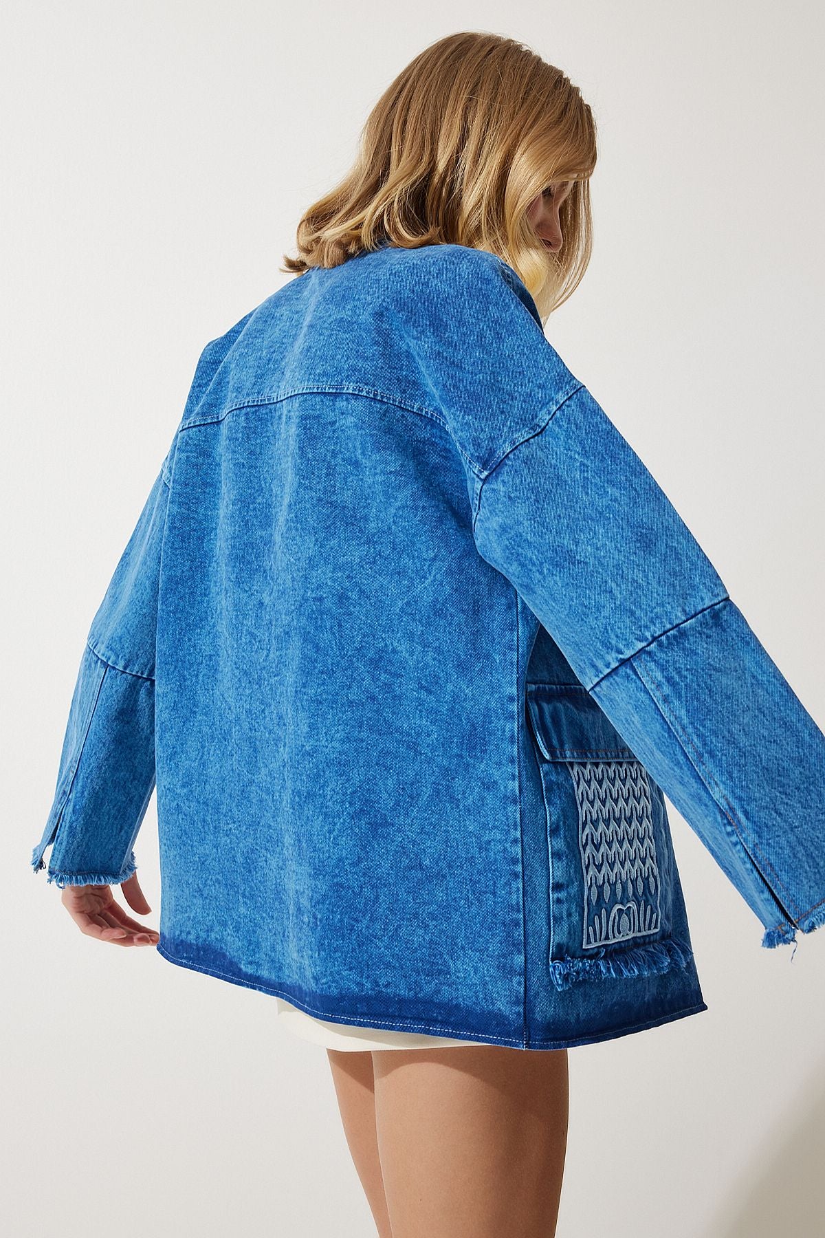 Women's Blue Embroidery Detailed Oversize denim jacket sa00029