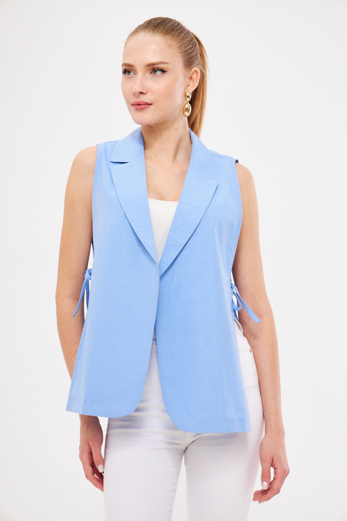 Female Baby Blue Men's Neckline Vest on Side Arm-25k001007