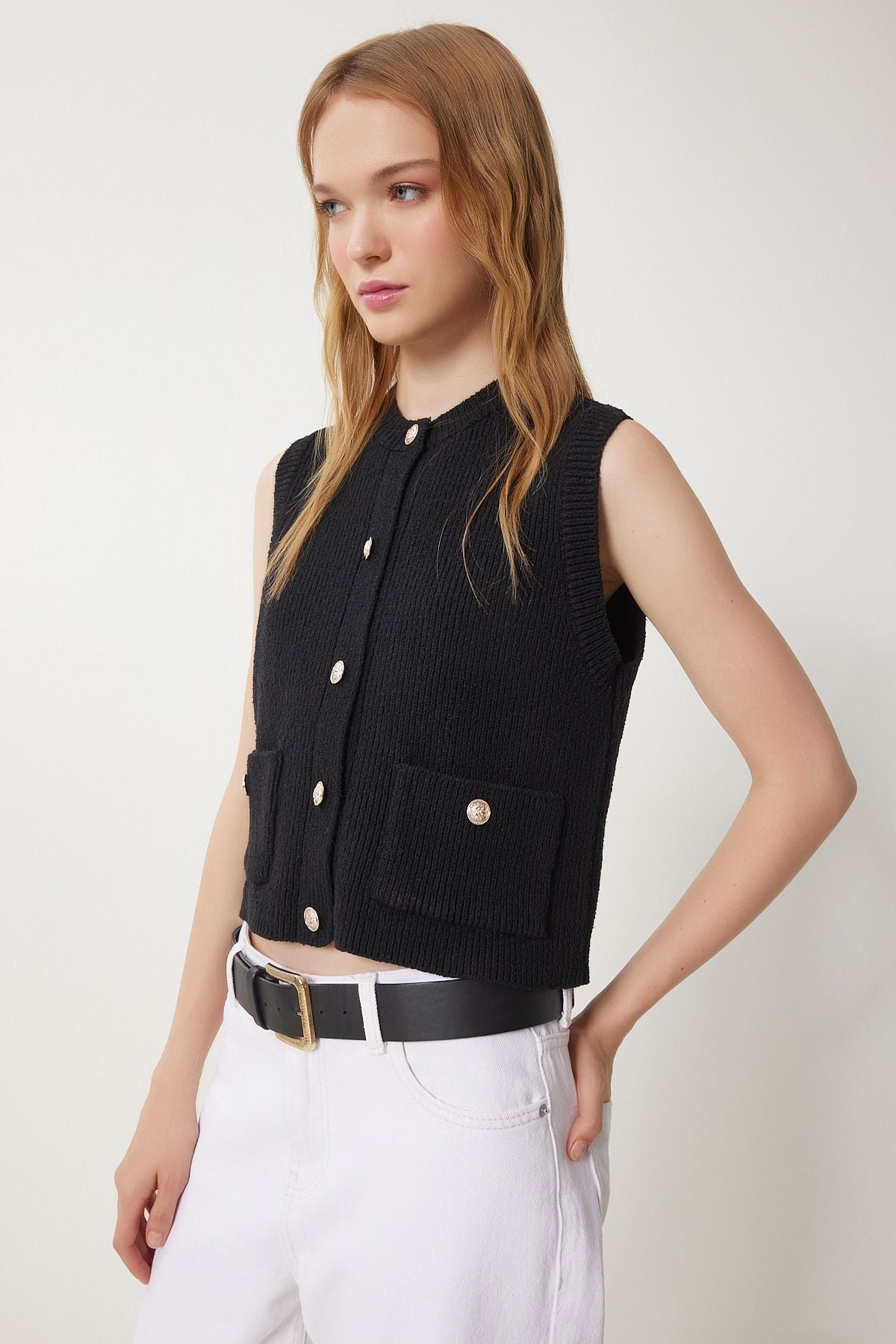 Women's Black Stylish button with knitwear vest ki00109