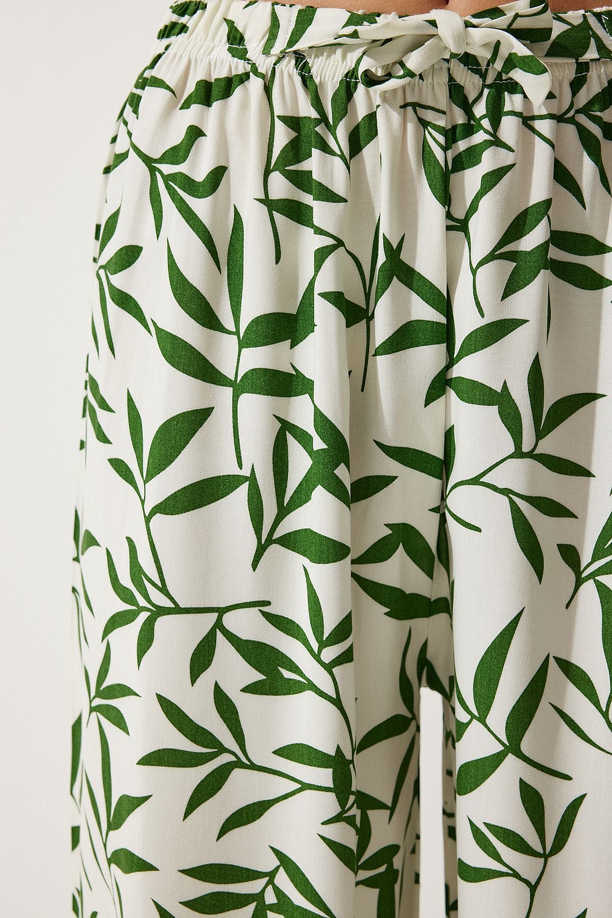 Female Ecru Green Patterned Viscose Palazzo Pants EN00606