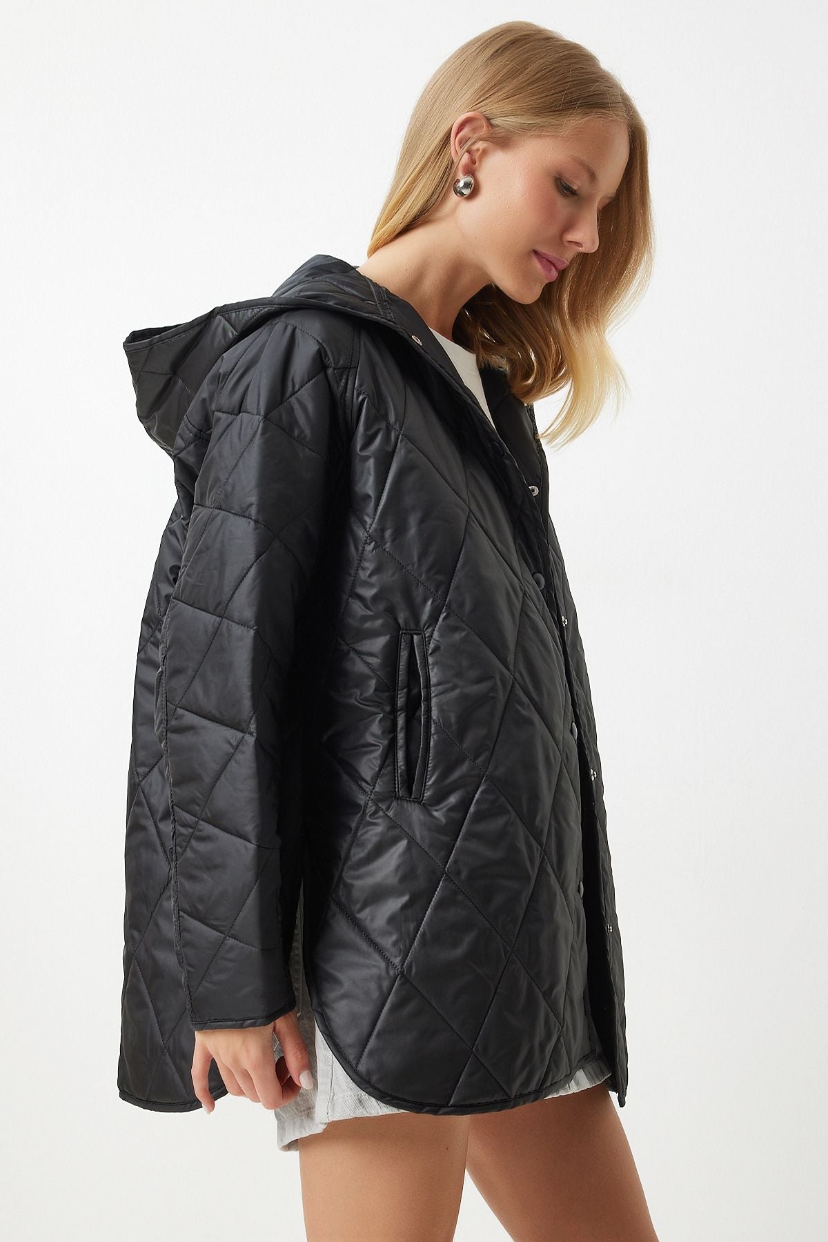 Female black hooded quilted oversize coat FN02905
