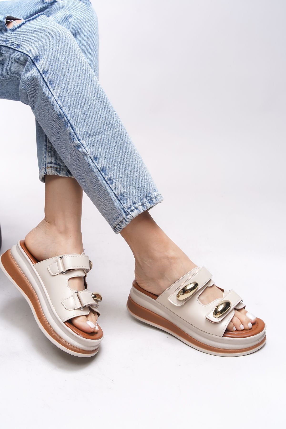 Lischaris Woman Slippers 0012321 Beige