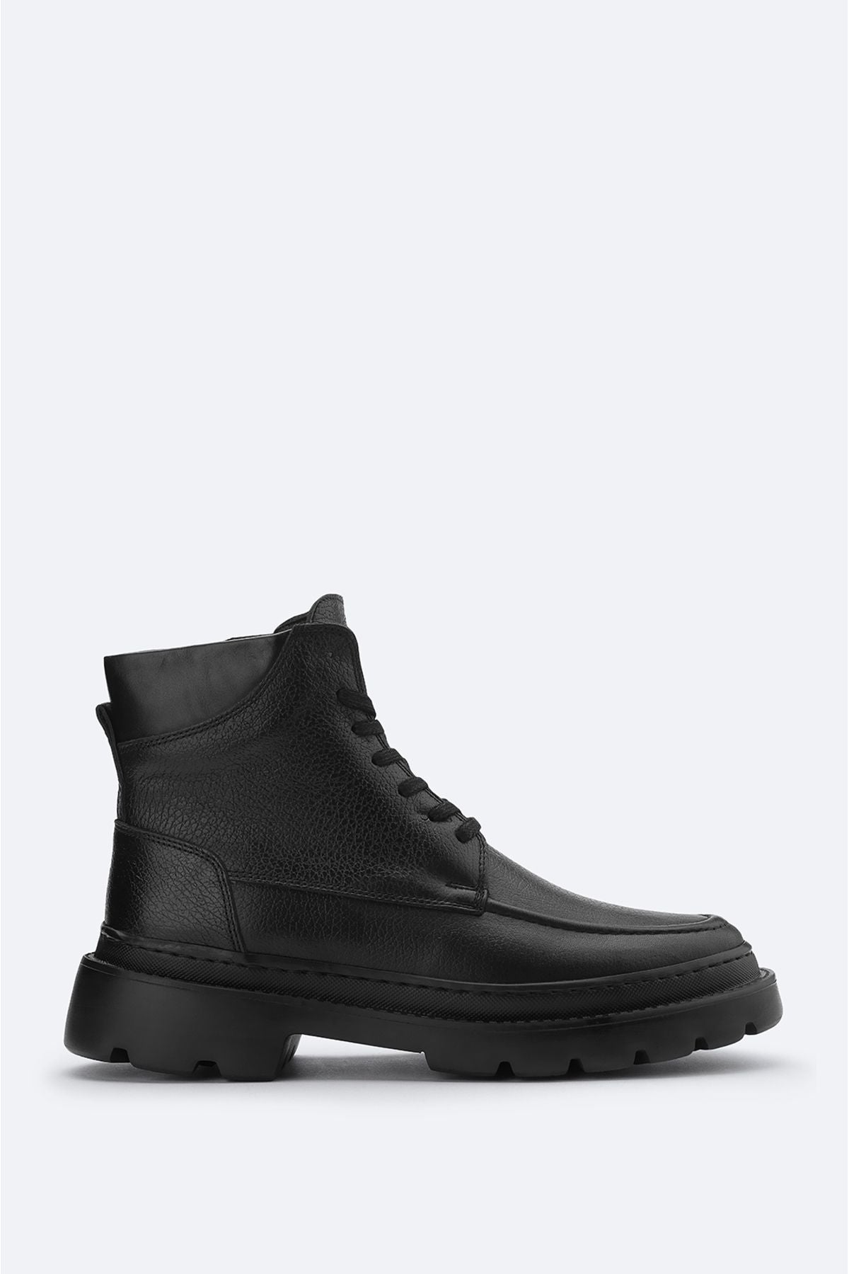 Men's Black 100 %Leather Lace Flexible Base Bot A32Y8009