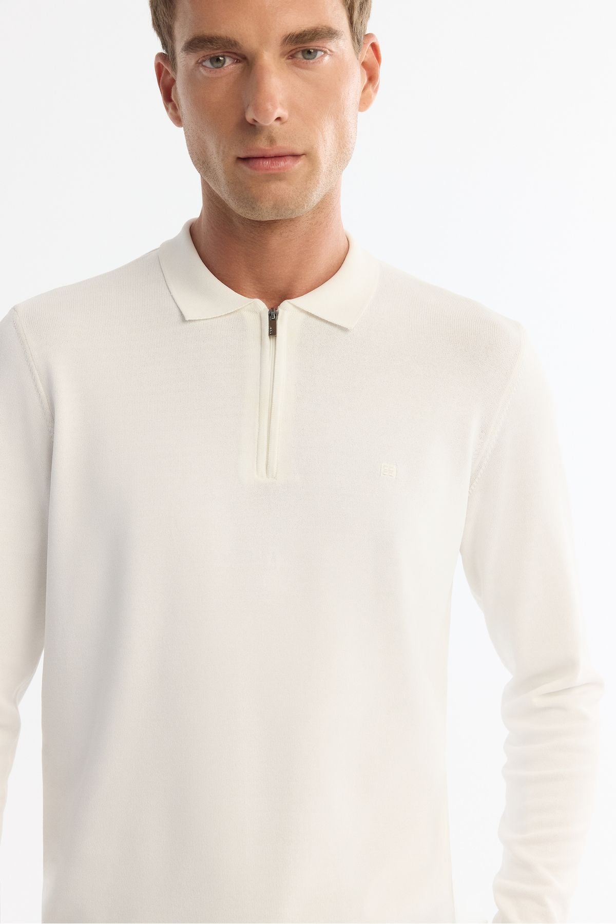 Men's Ecru Zippered Polo Yaka Rayon Knitwear Kazakh A42y5009