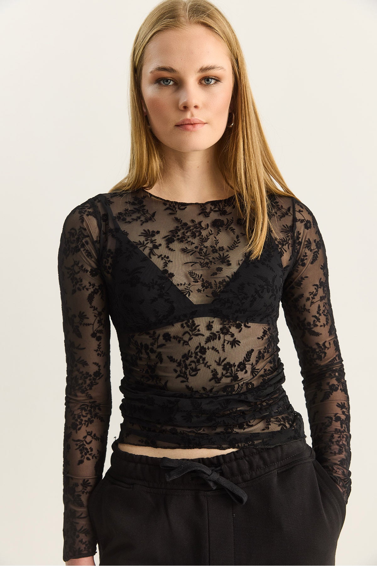 Women's Crew Neck Gathered Sides Flower Patterned Transparent Tulle Blouse 6114 60283924