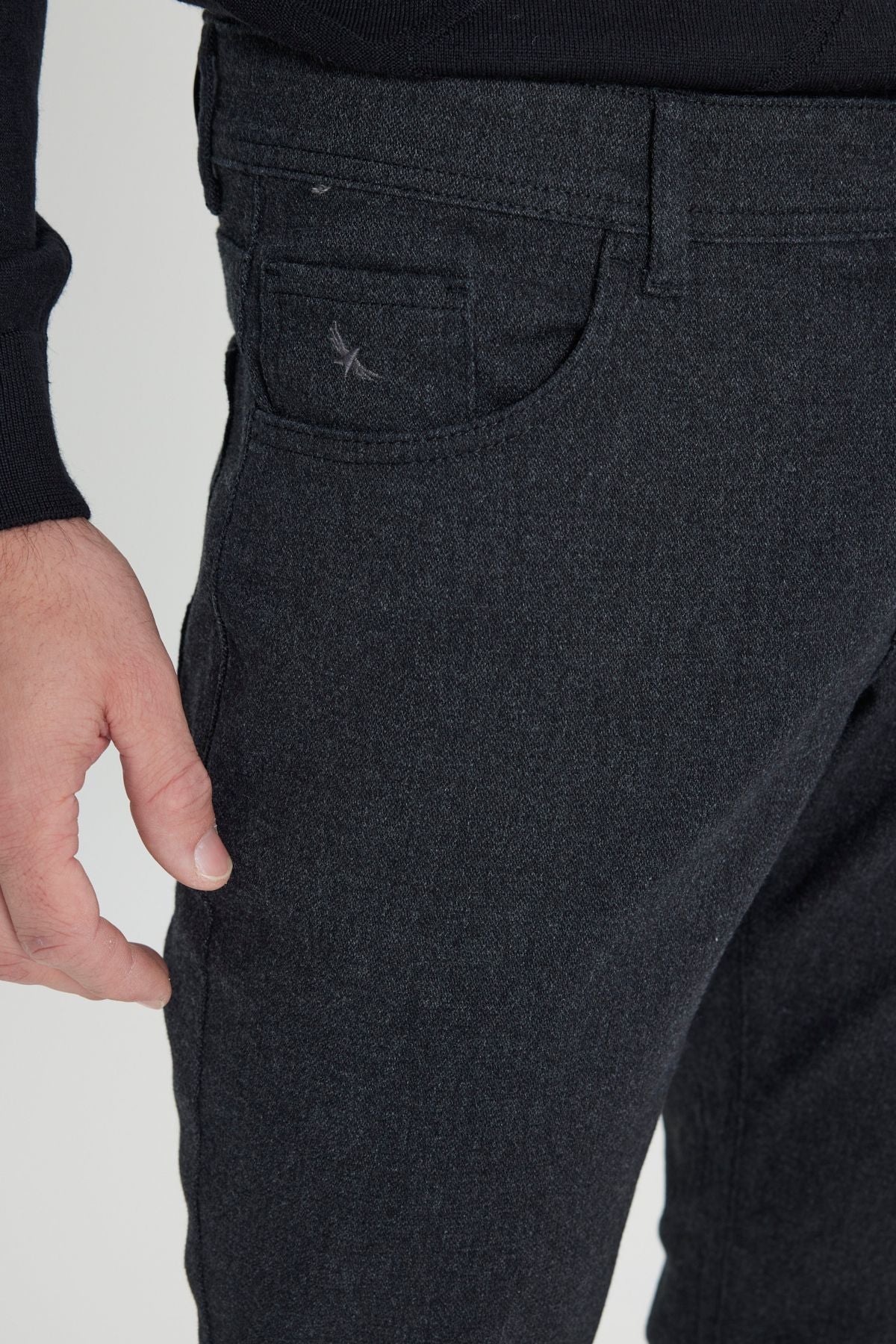 Men's black slim fit narrow cut cotton flexible pants