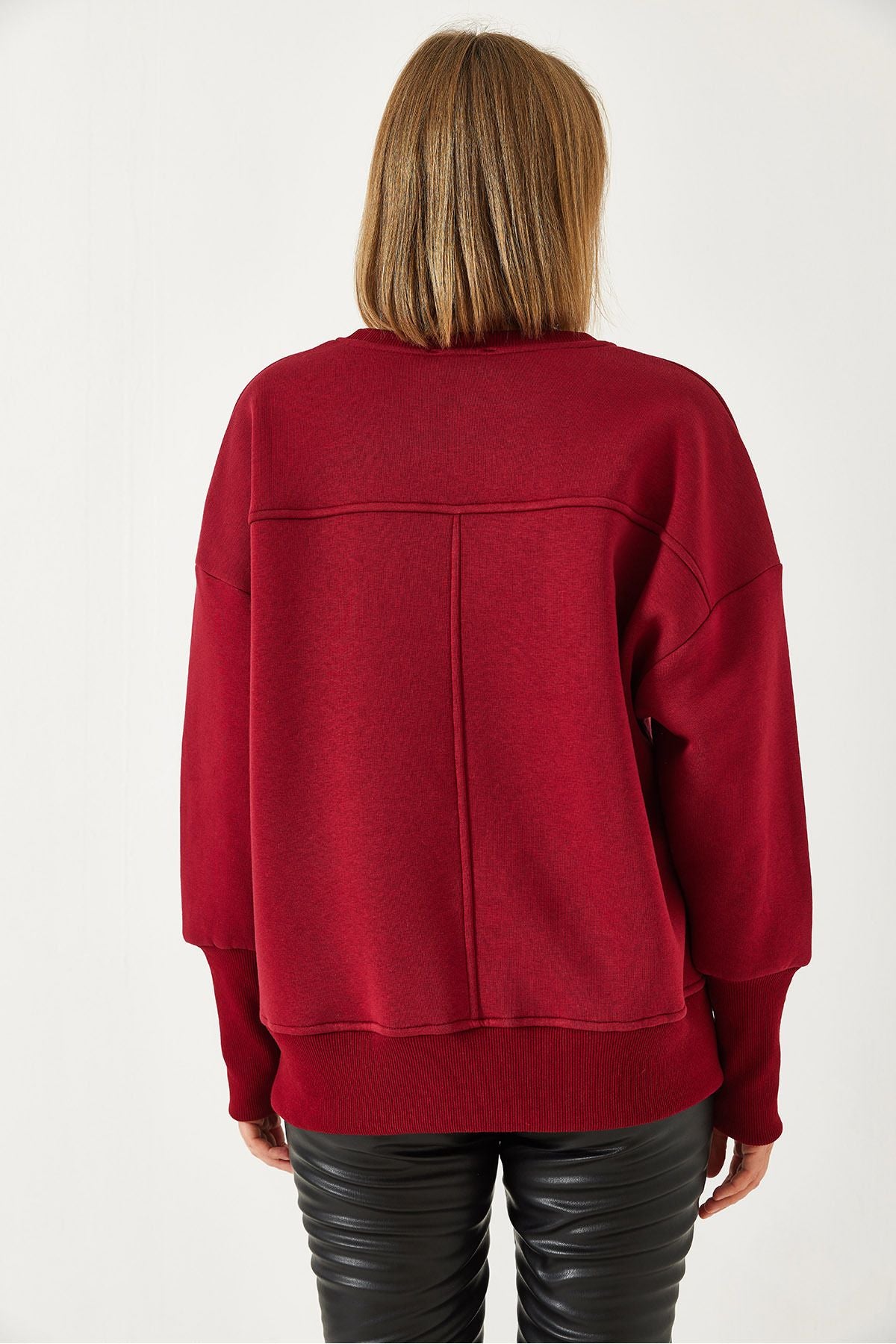 Woman Three Yarn Sweatshirt
