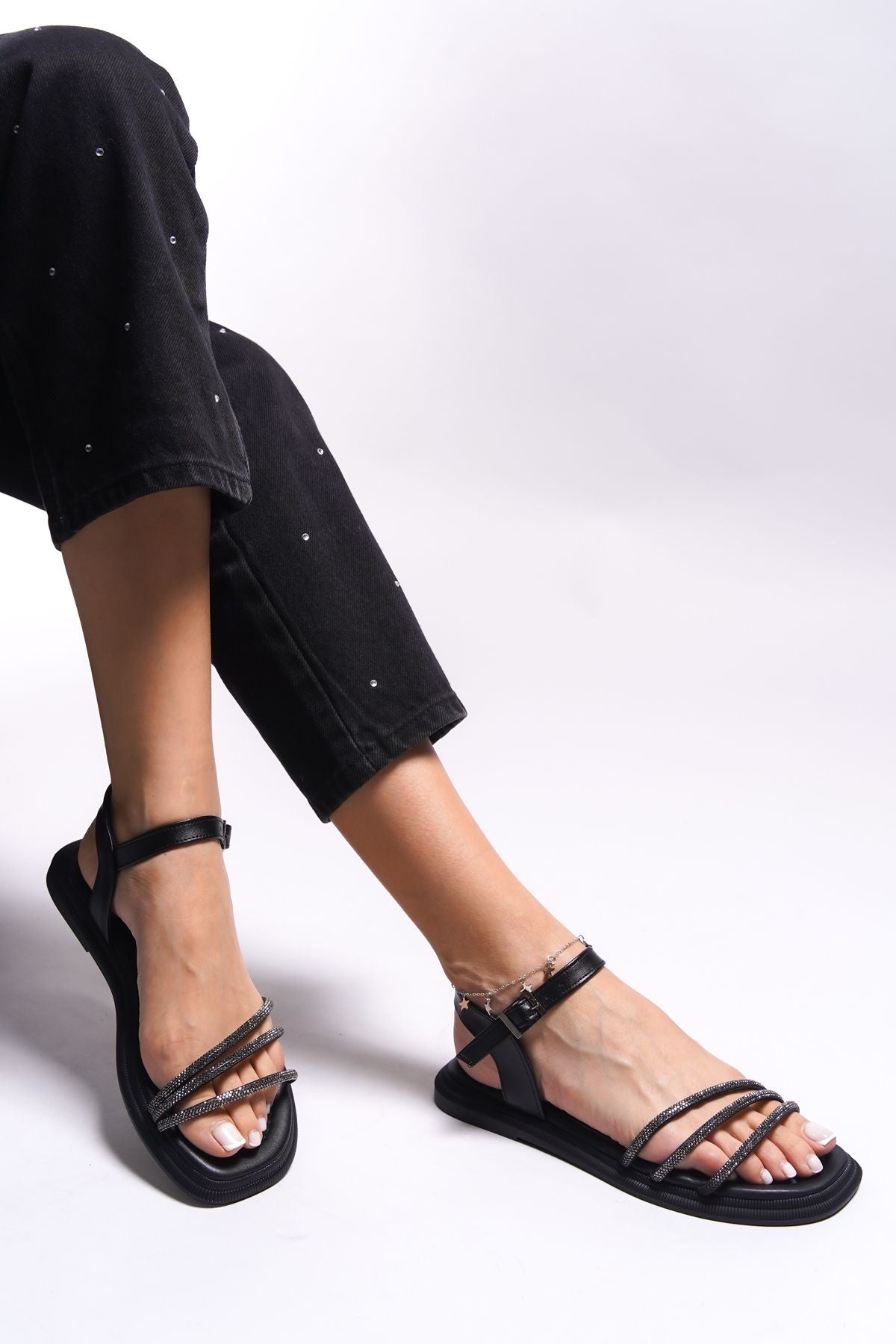 Varvaesh Woman Sandals 0012110 Black