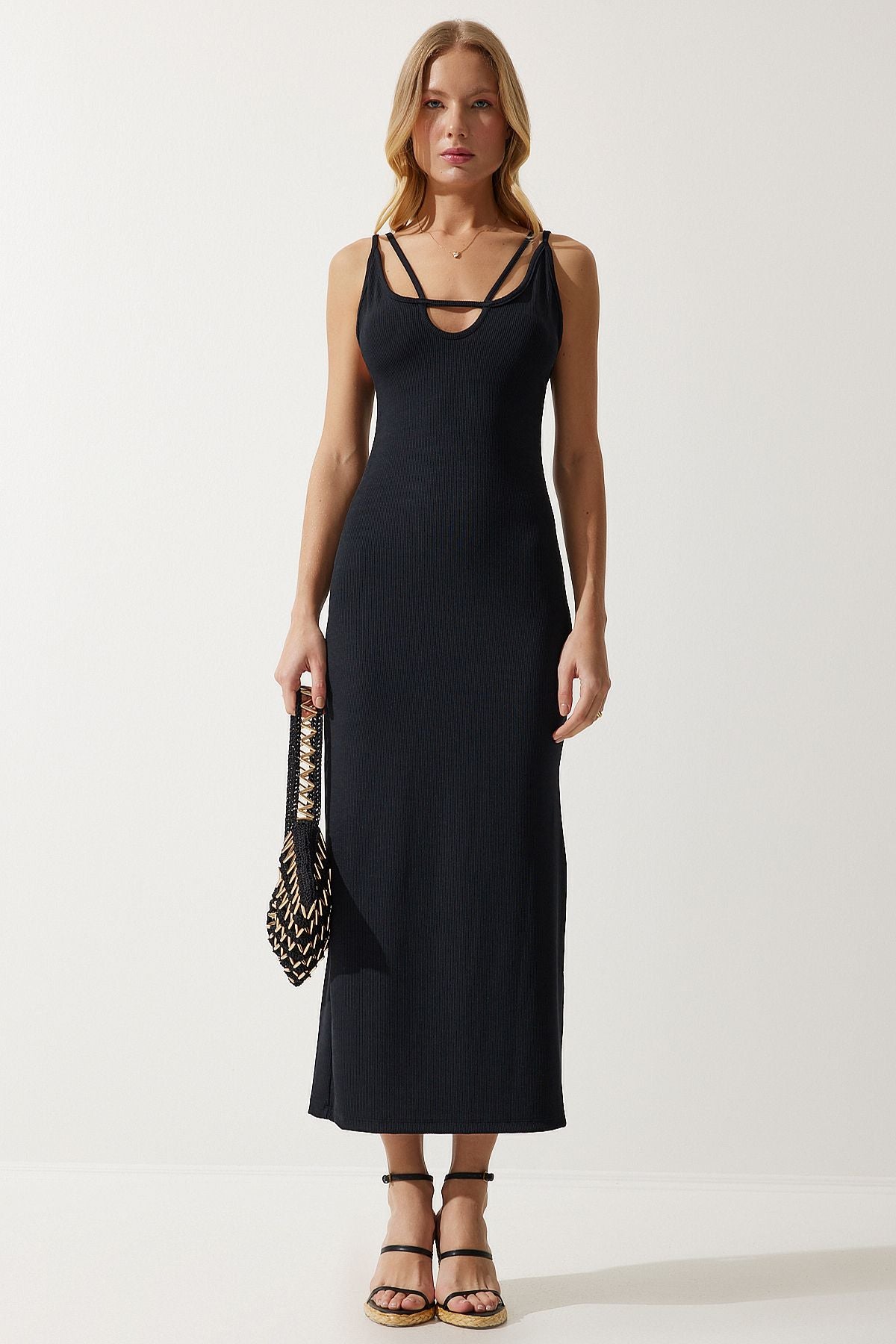Female Black Hanger Solid Summer Wick Knitting Dress MC00273