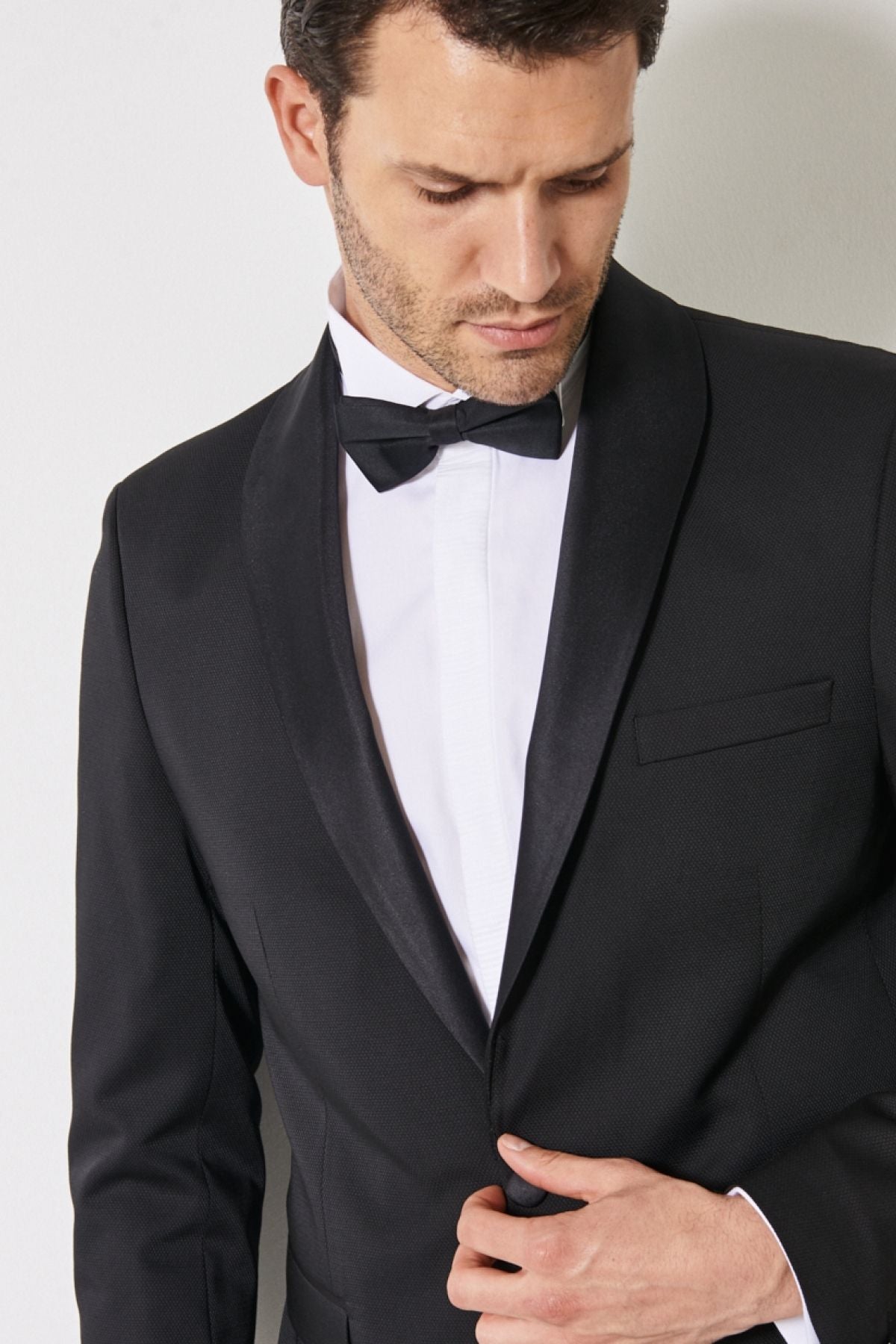 Men's black slim fit narrow cut shawl collar pattern classic tuxedo set