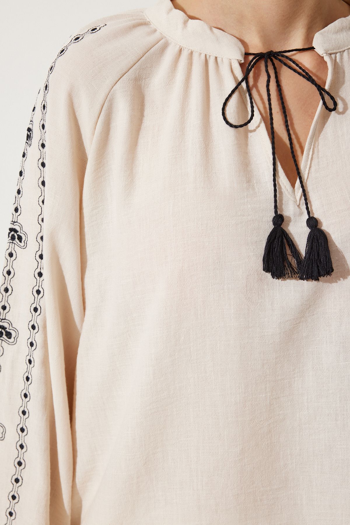 Women's Cream Embroidered Oversizle Flax Blouse RG00038
