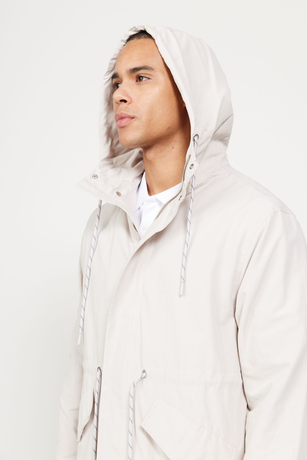 Men's Beige Standard Fit Normal Normal Cutting Hooded Adjustable IP trench coat