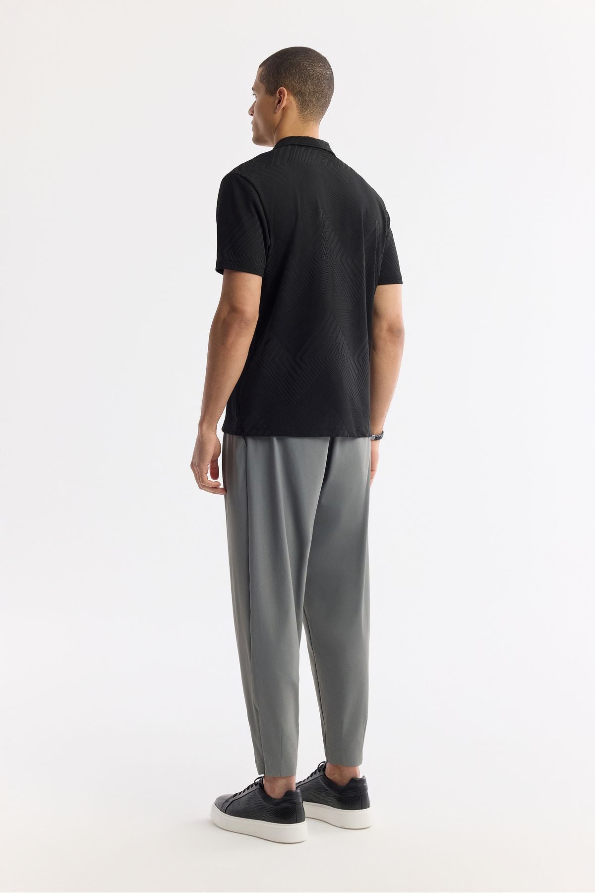 Men's Black Apace Yaka Transverse striped jacquard T-shirt A51y1145