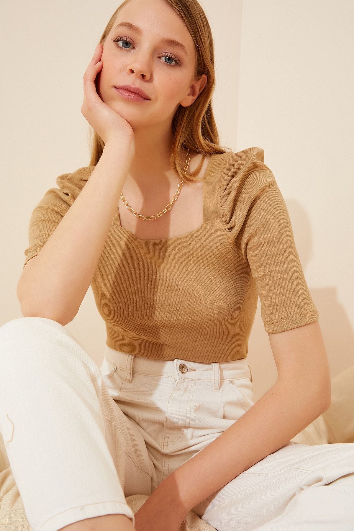 Female Biscuit Square Collar Vumming Crop blouse GT00007