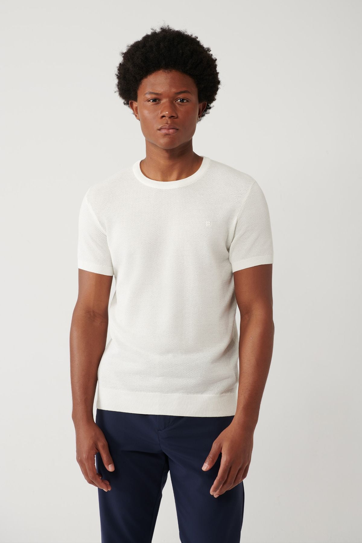 Men's White Modal Bicycle Collar textured riban knitwear T-shirt B005010