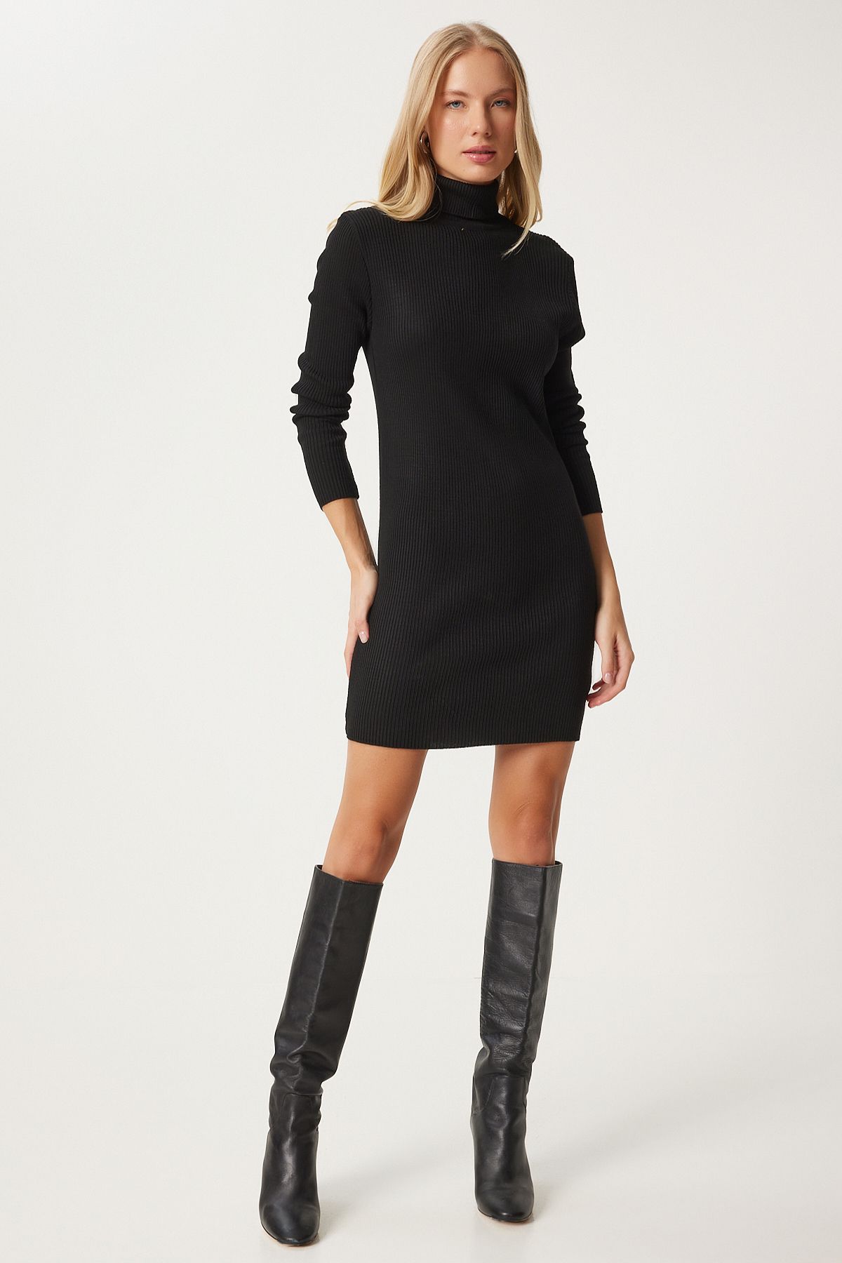 Female black fisherman collar knitwear dress DD01119