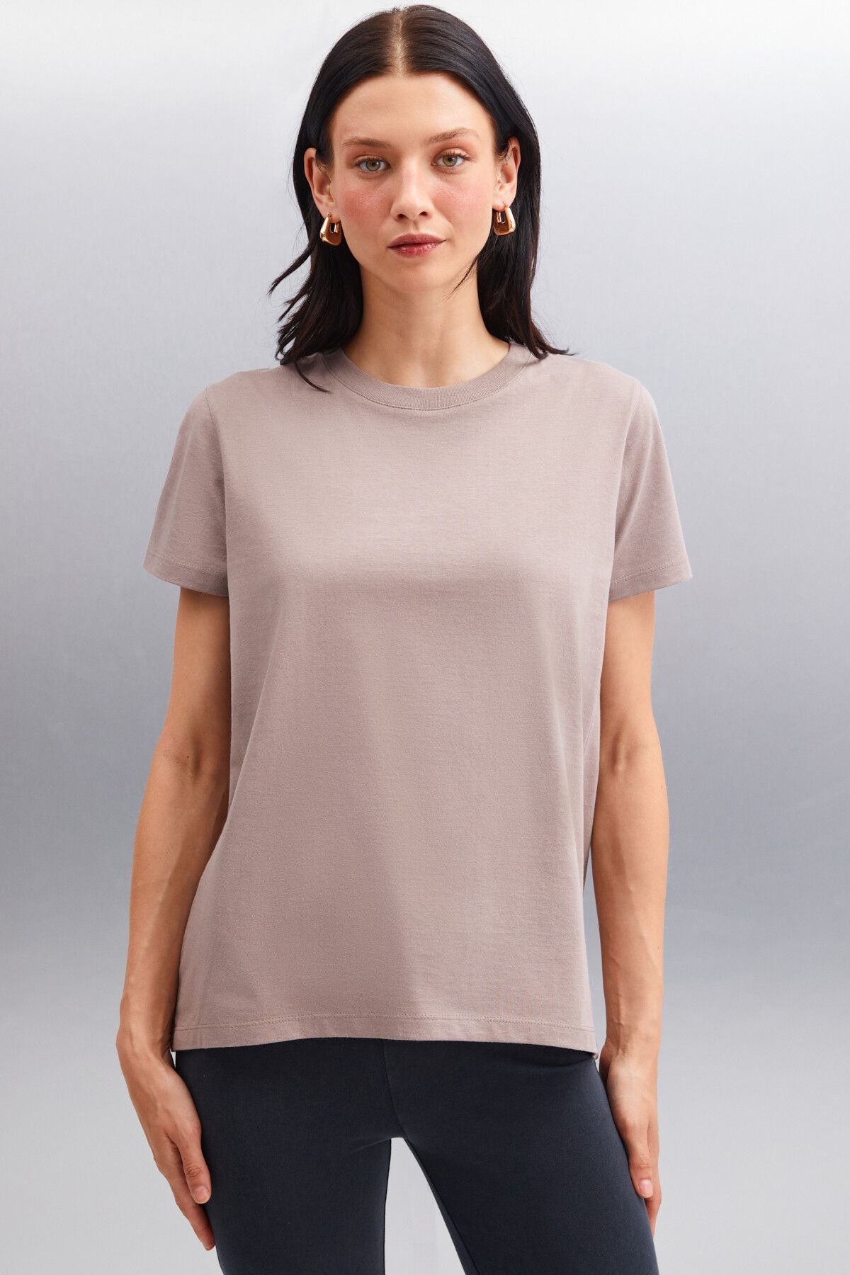 Samantha Kadın Comfort Fit %100 Organik Pamuklu Basic Örme Vizon T-shirt