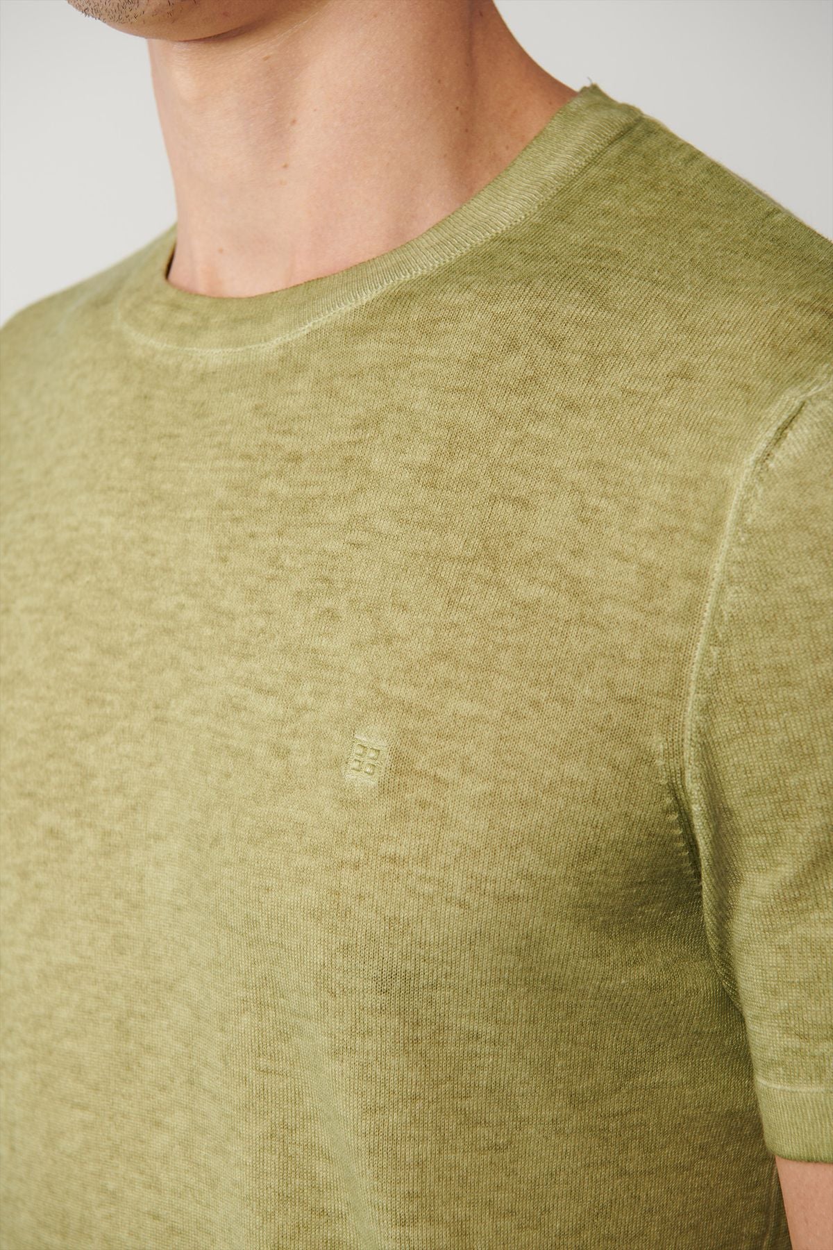 Men's Khaki Bicycle Collar Garment Dyed T-Shirt A41Y5074