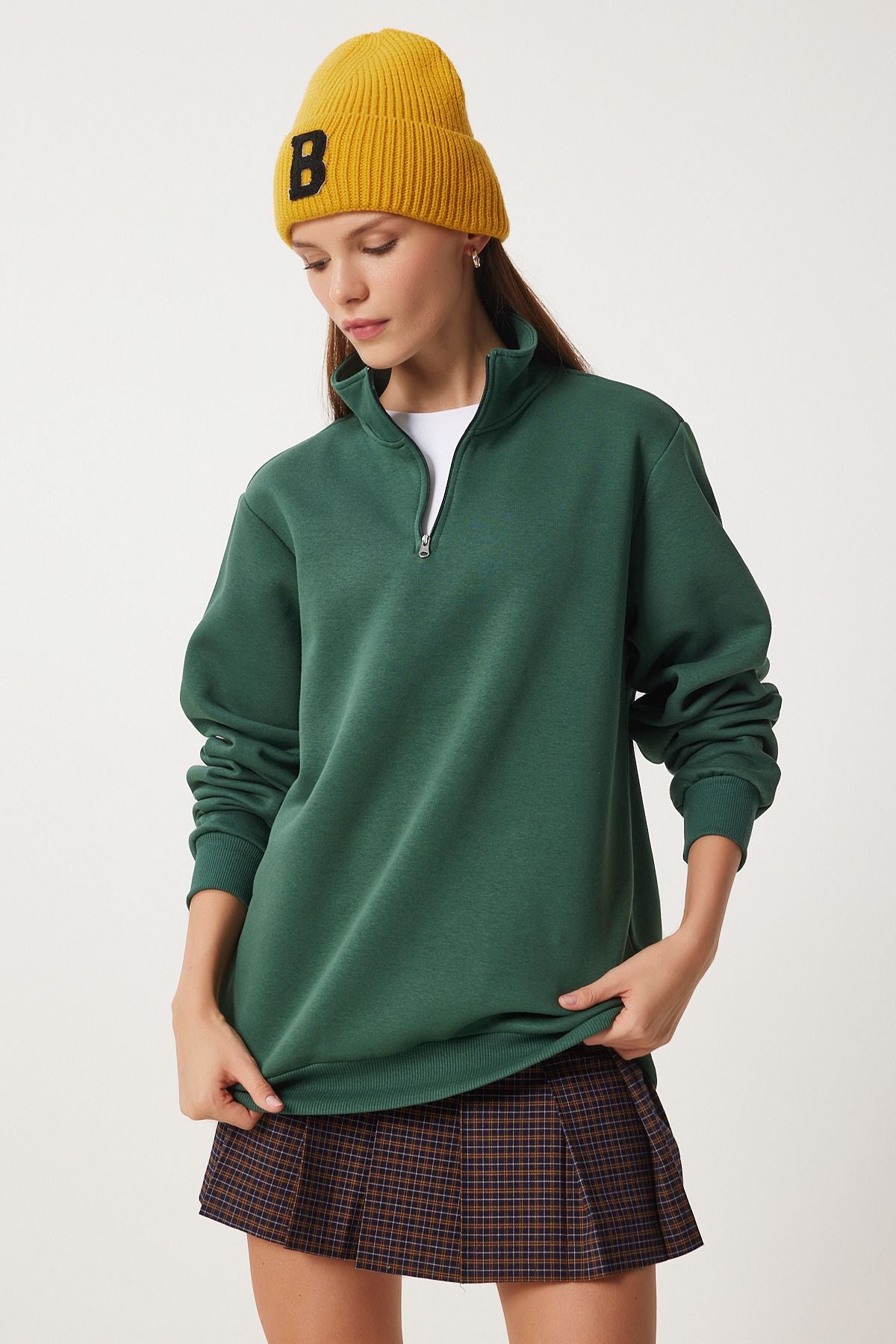 Woman Dark Green Zippered Sweatshirt vn00019
