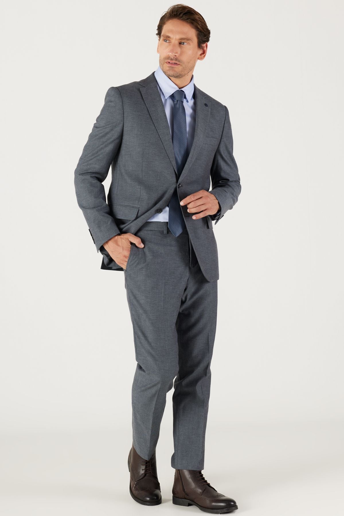 Men's anthracite slim fit narrow cut Mono collar Amest Classic Suit