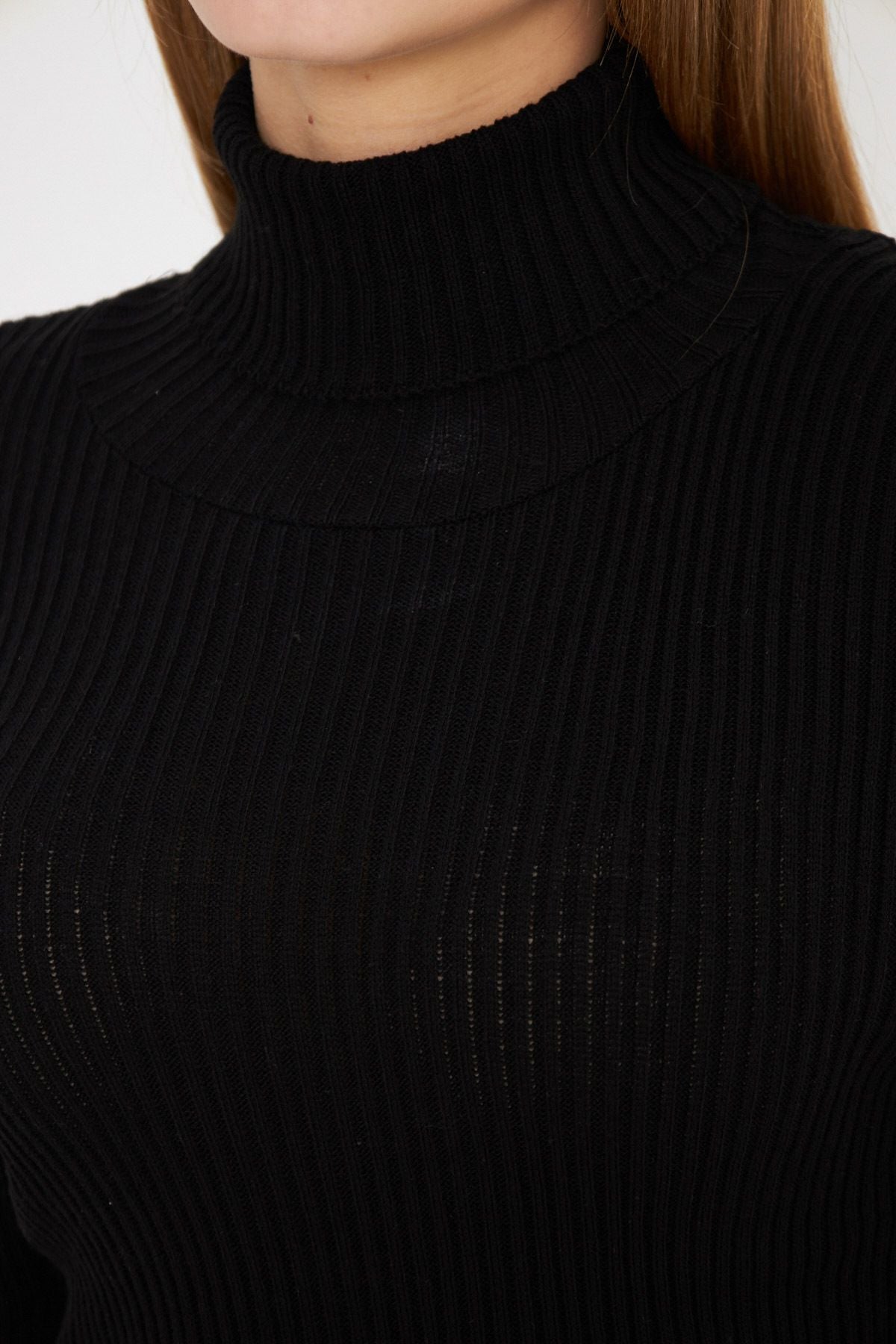 WOMEN BLACK Sweater ARM-20K012016