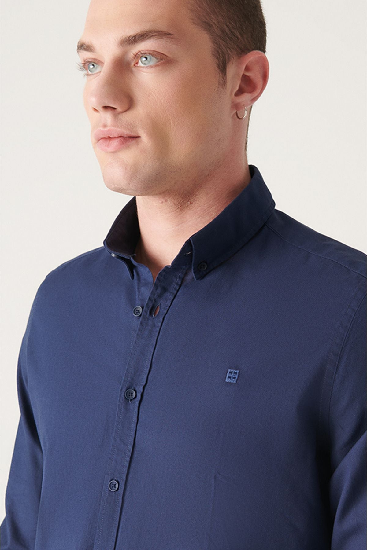 Men's Navy Blue Oxford 100 %Cotton buttoned collar shirt B002003