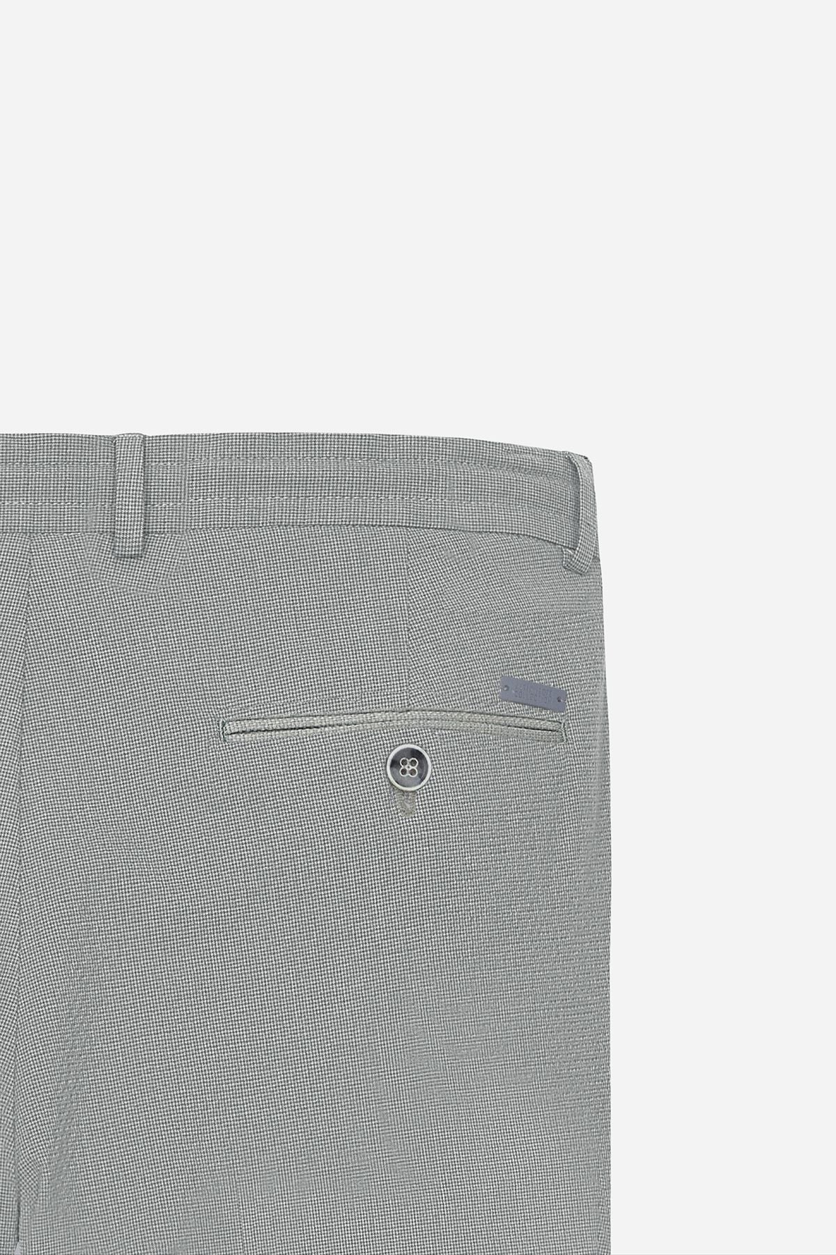 Men's gray slim fit narrow cut waist -tied wafer waist -patterned side pocket shorts