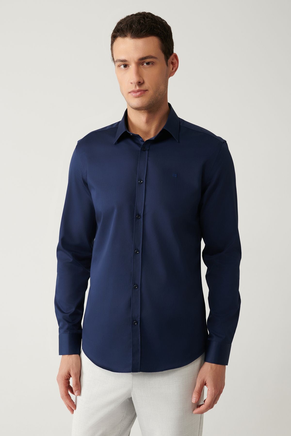Men's navy blue classic collar 100 %cotton satin shirt B002006