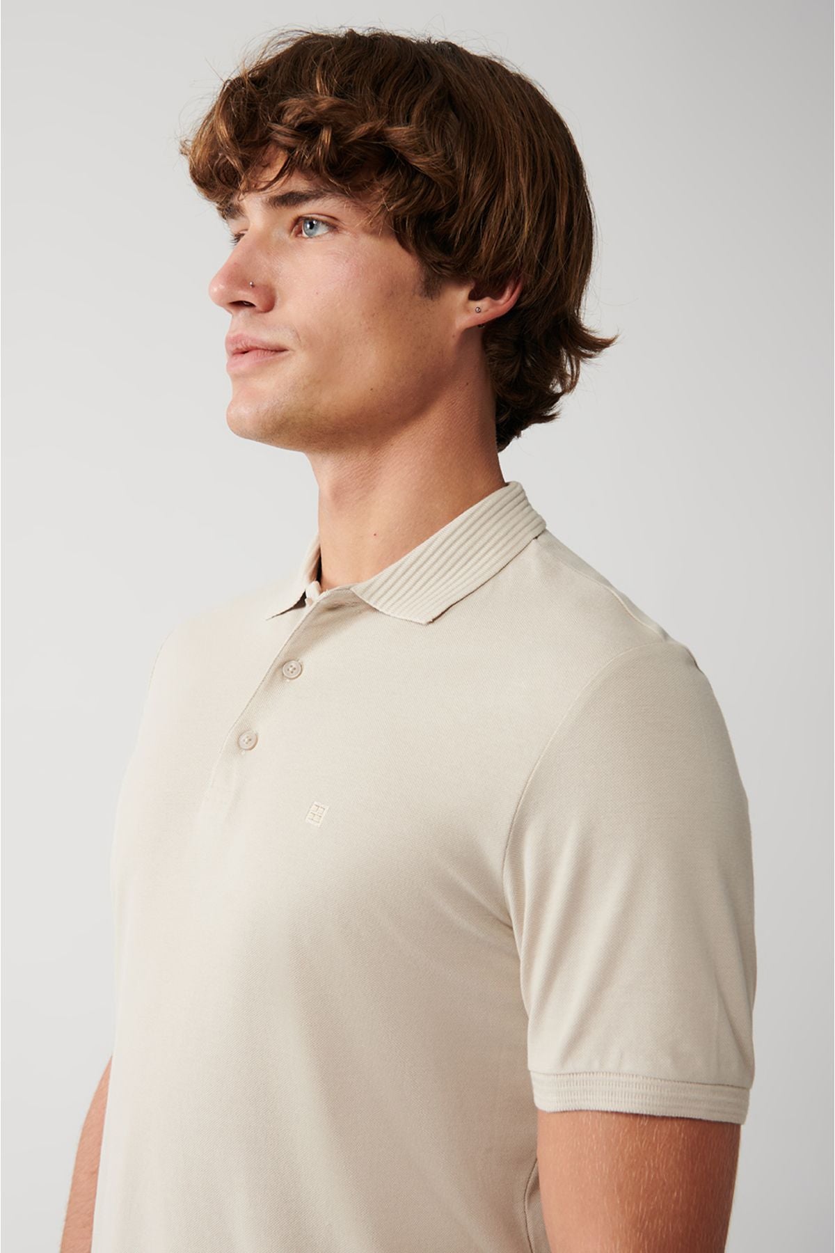 Men's beige 3 button 100 %corn cotton Polo Yaka T-shirt B001027