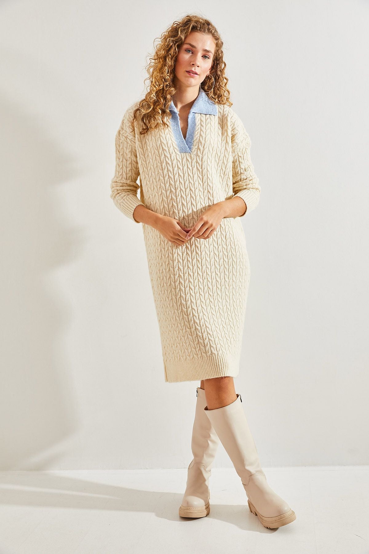 Women's collar colored knitwear dress