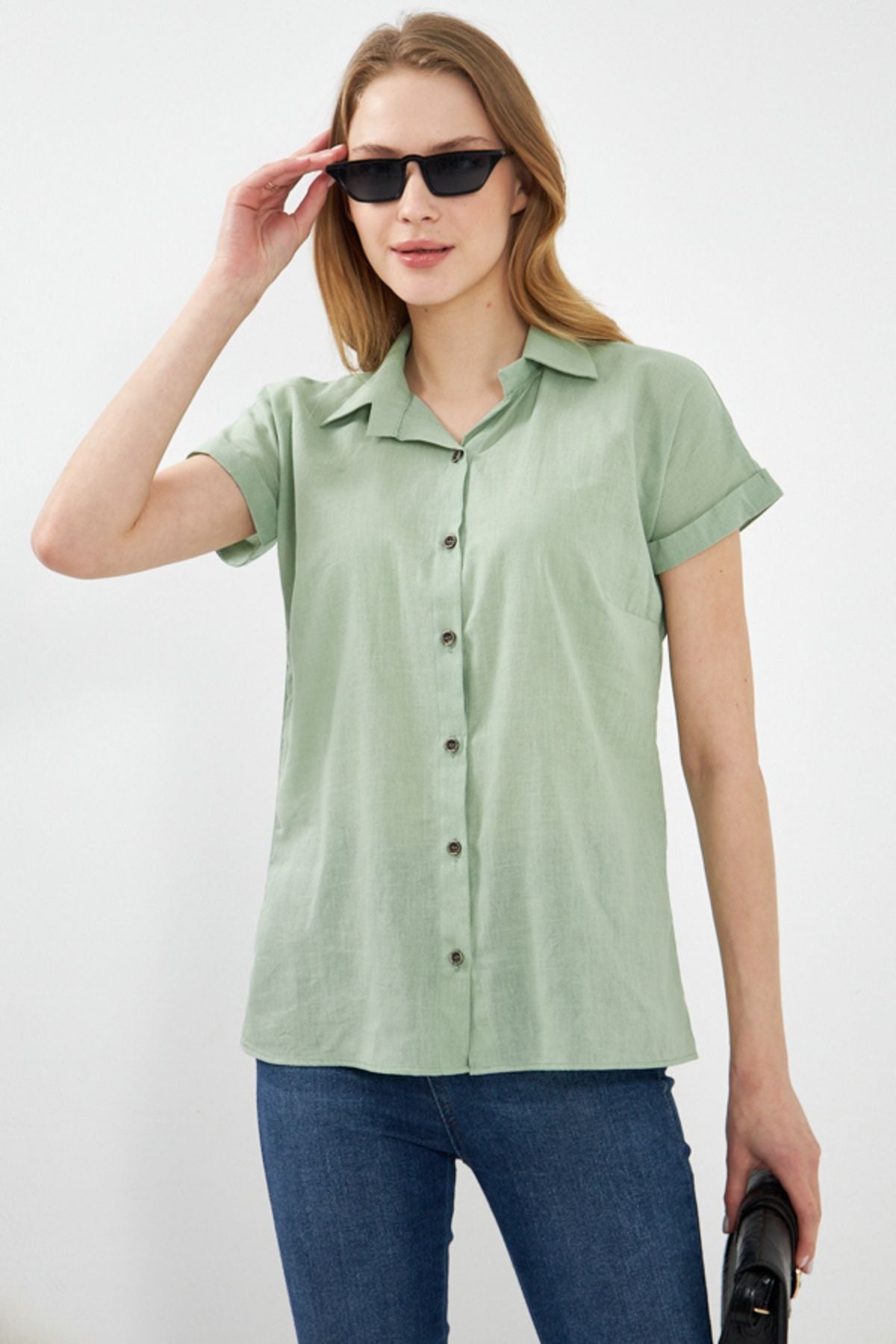 Female Mint Short Sleeve Linen Shirt ARM-24Y001038