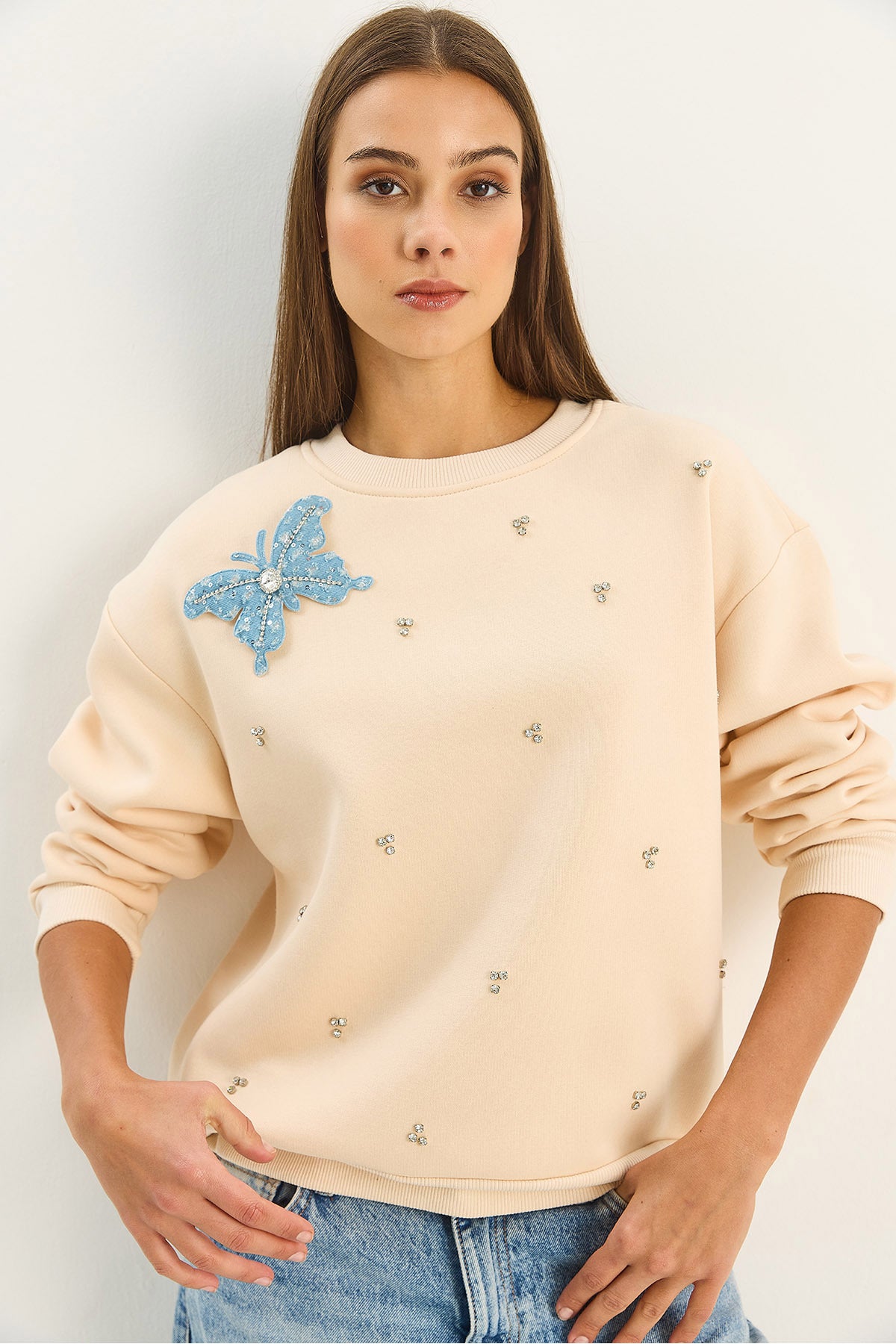 Women's Crew Neck Butterfly Accessory Stone Embroidered Three Thread Saddle Sweatshirt 60601042