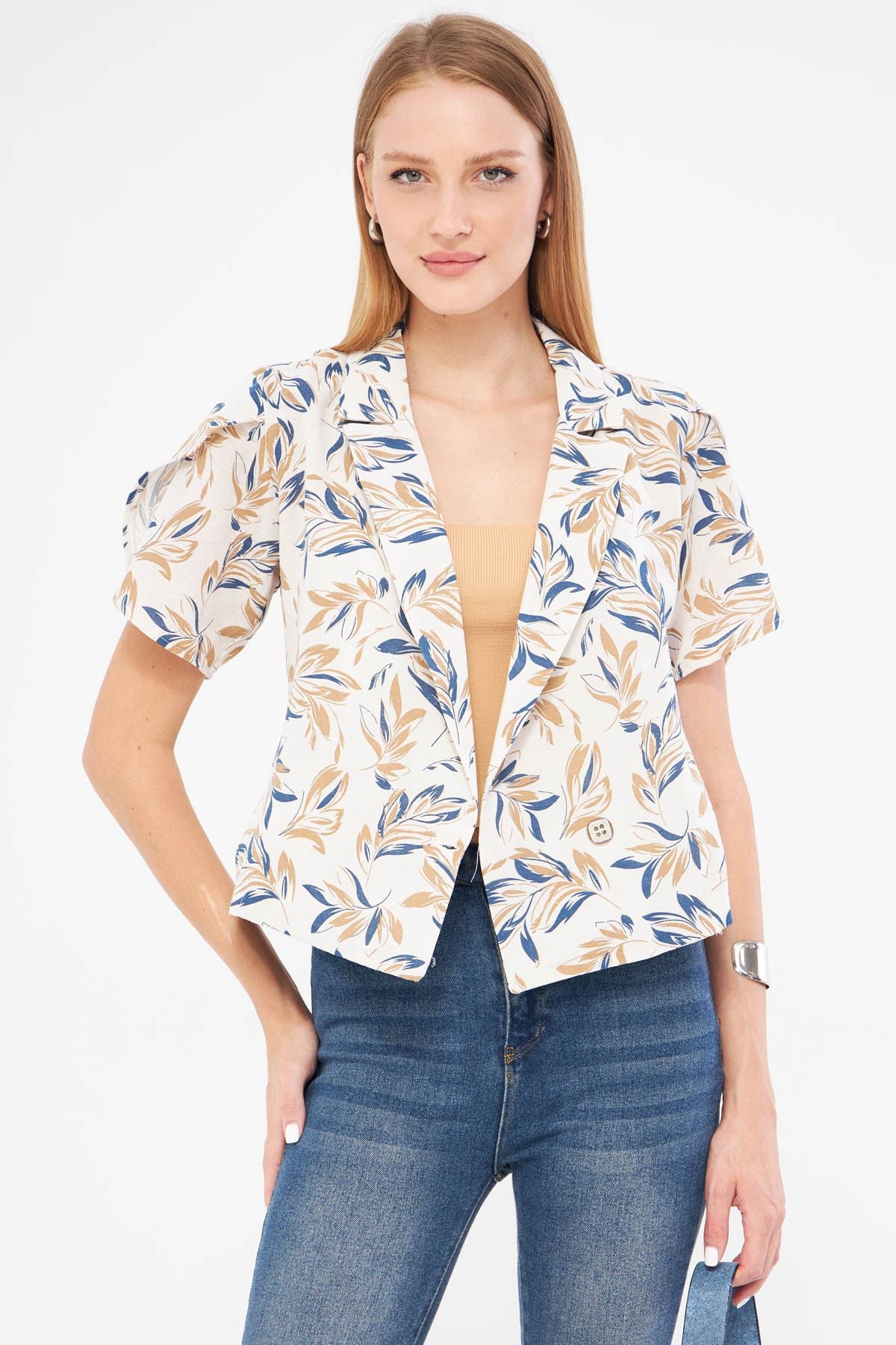Female mink white linen-looking patterned handle slit Crop Short Sleeve Jacket ARM-24Y001095