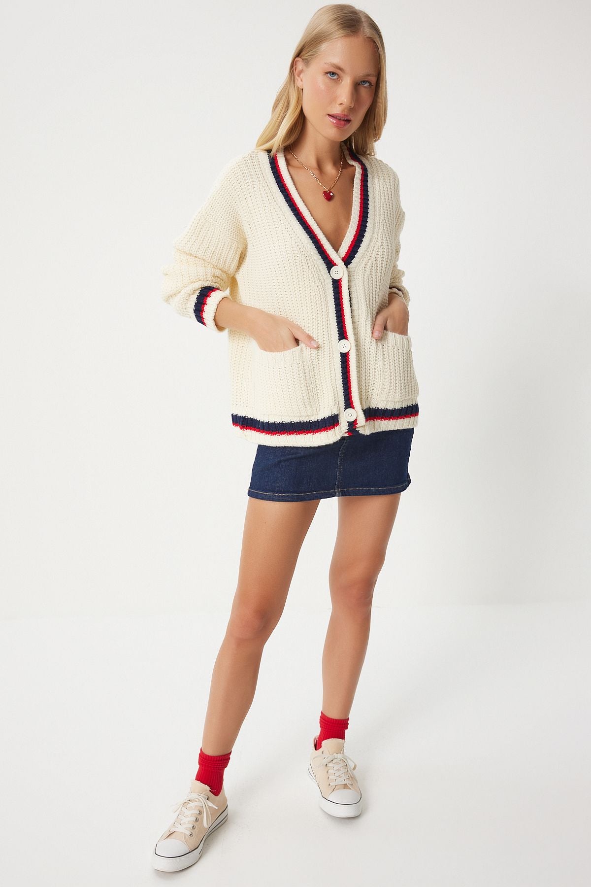 Women's Cream V -Neckline Detail Triko Cardigan PF00085