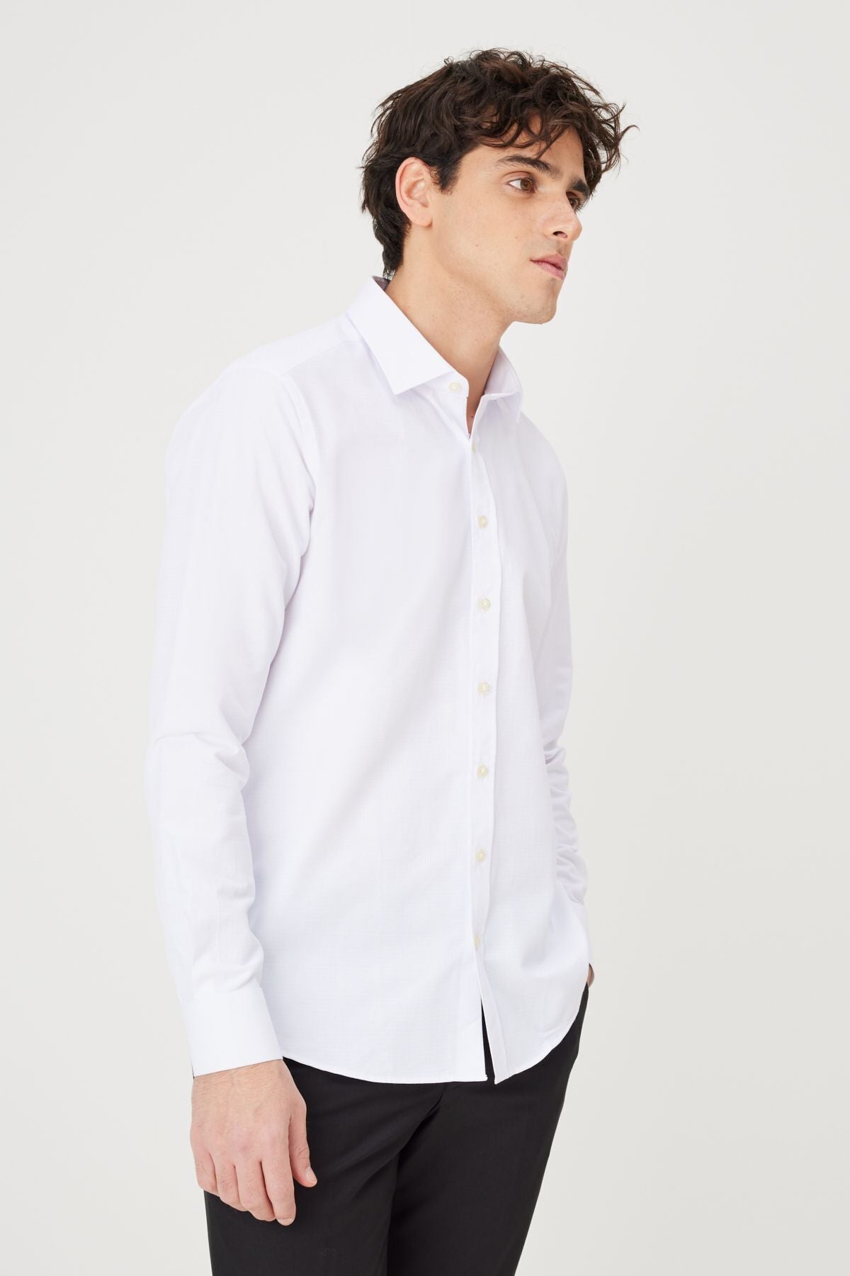 Men's white slim fit narrow cut classic collar cotton Amestyle shirt