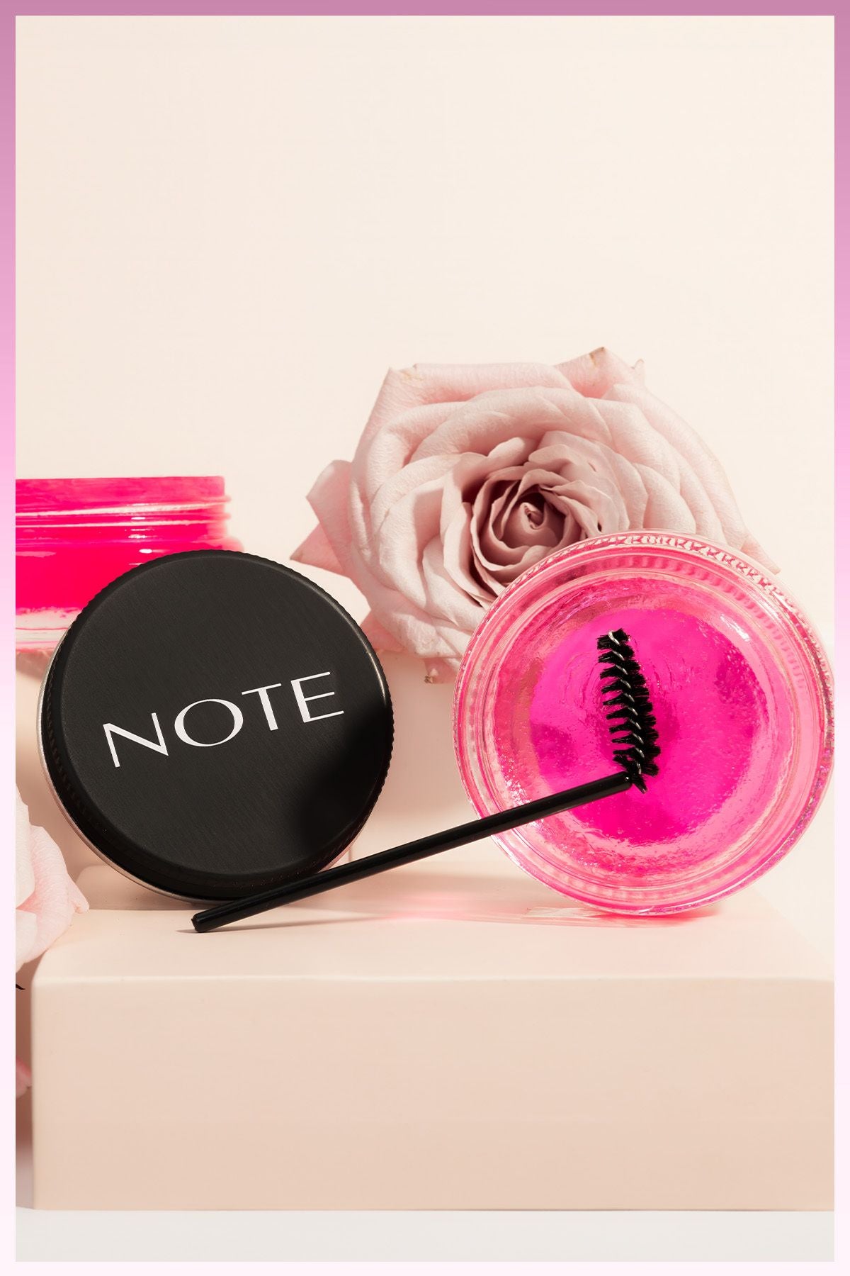 Brow Master Eyebrow Stabilizer and Shaping Wax - Colorless