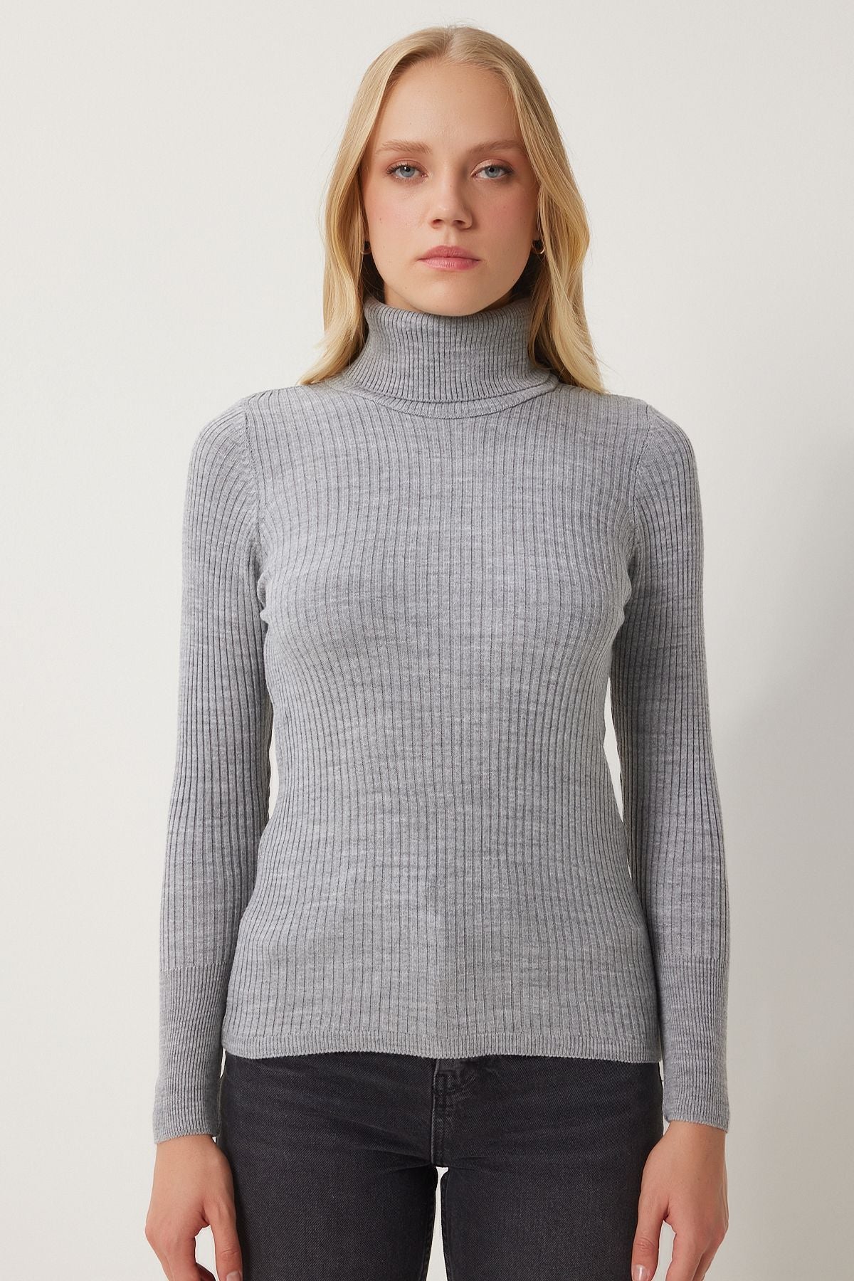 WOMEN LIGHT GRAY GRIP WOMP LYSAKLI Sweater DD01007