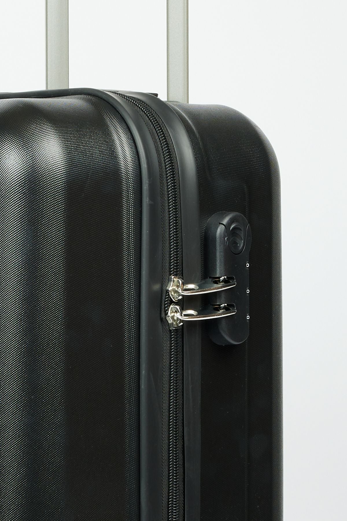 Black cabin (small) size suitcase