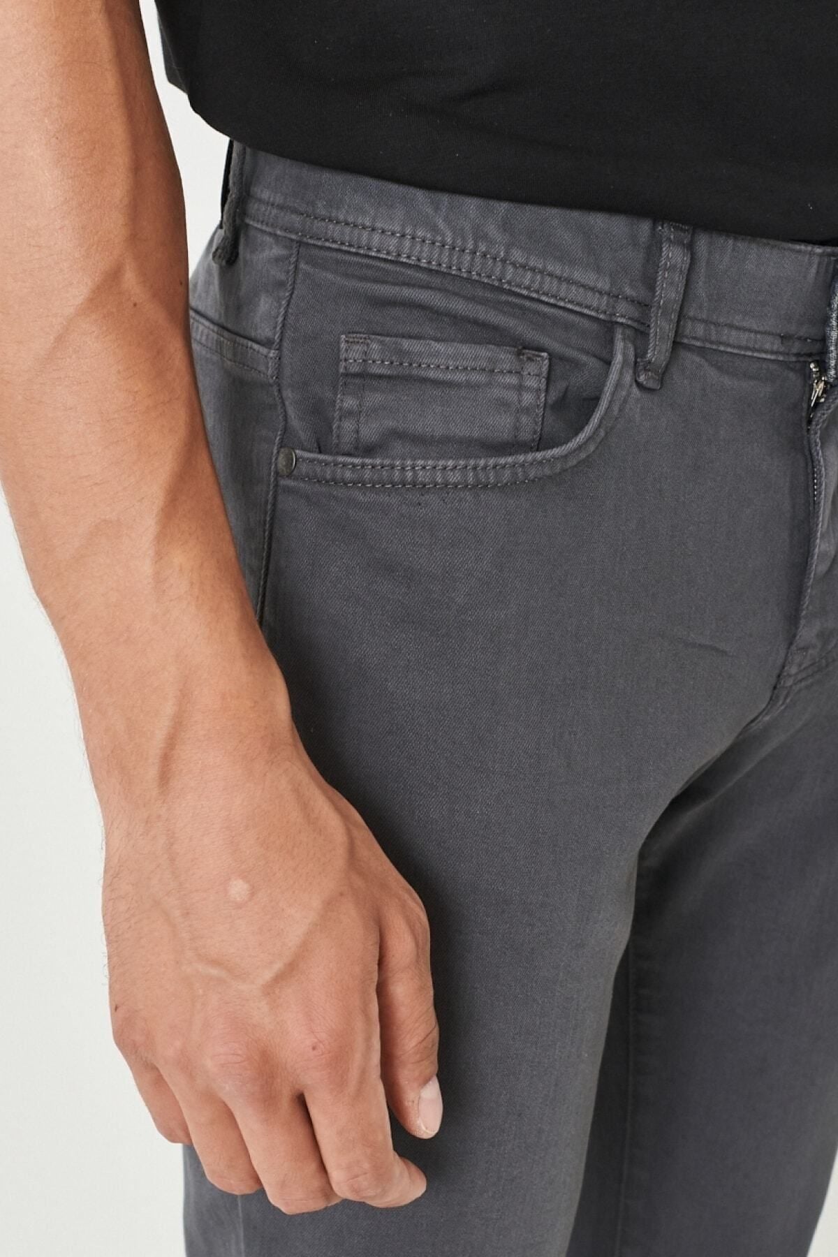 Men's anthracite 360 degree stretching in all directions, comfortable slim fit narrow cut pants